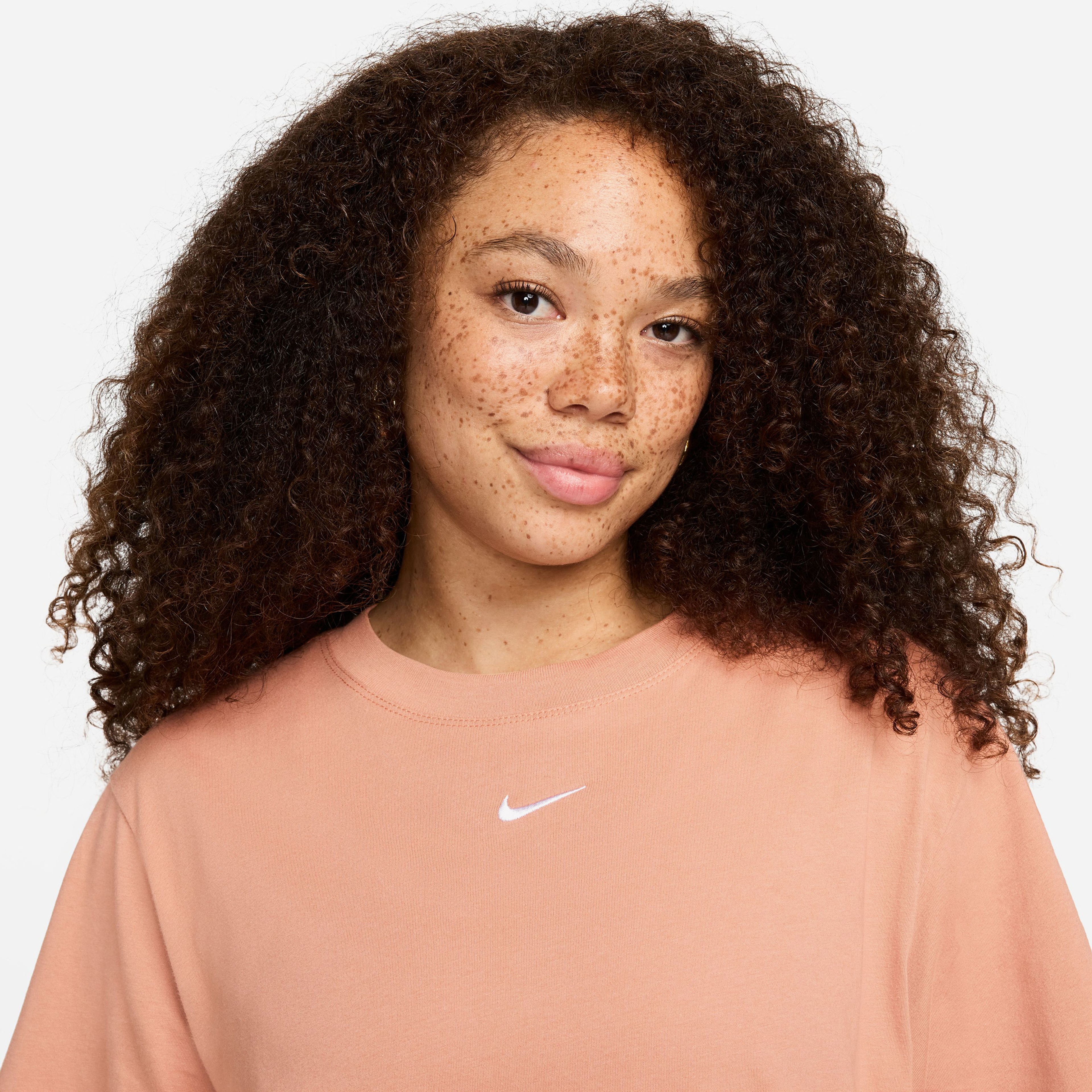 Nike Sportswear Essential Kadın Turuncu T-Shirt
