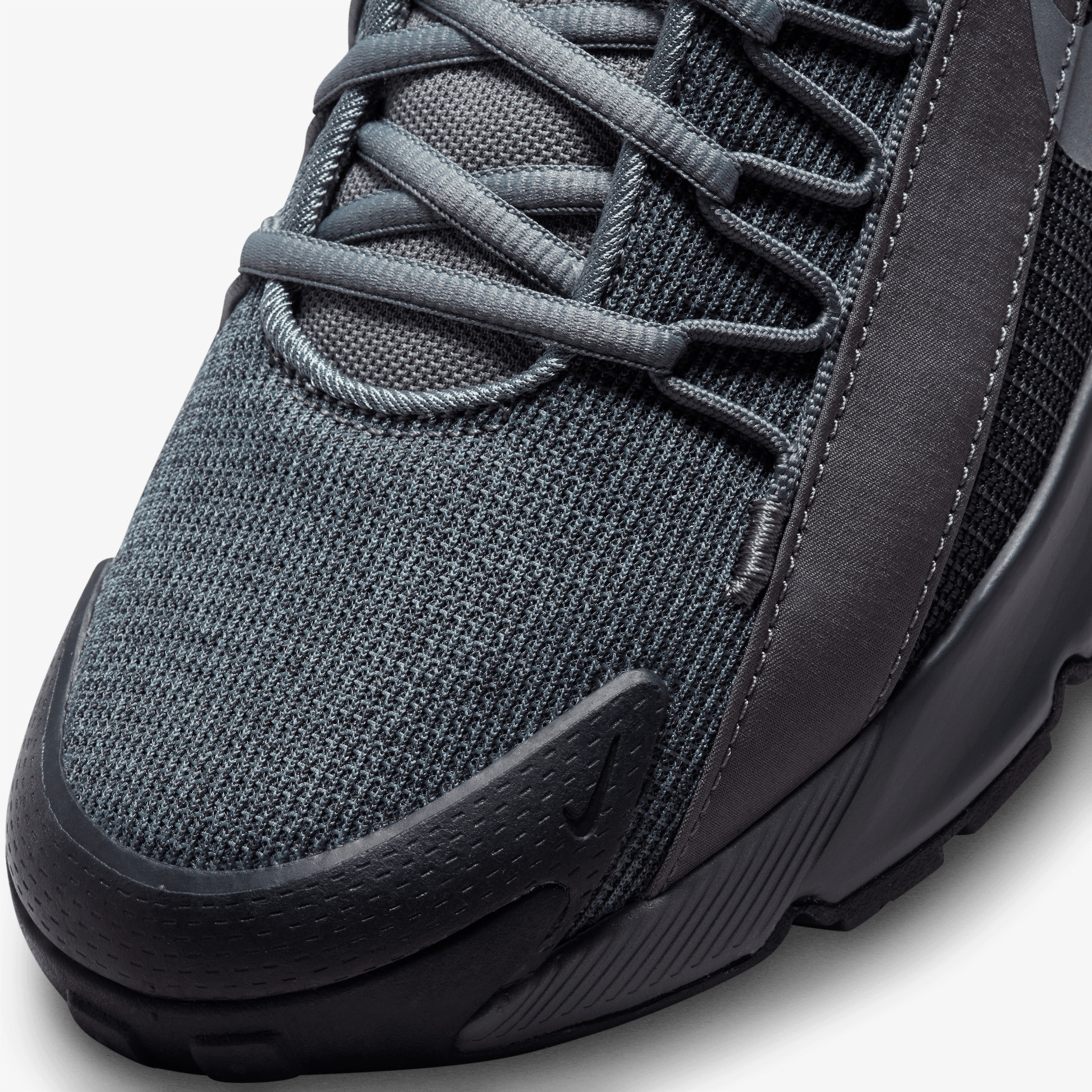 Nike Air Max Pulse Roam Erkek Gri Spor Ayakkabı