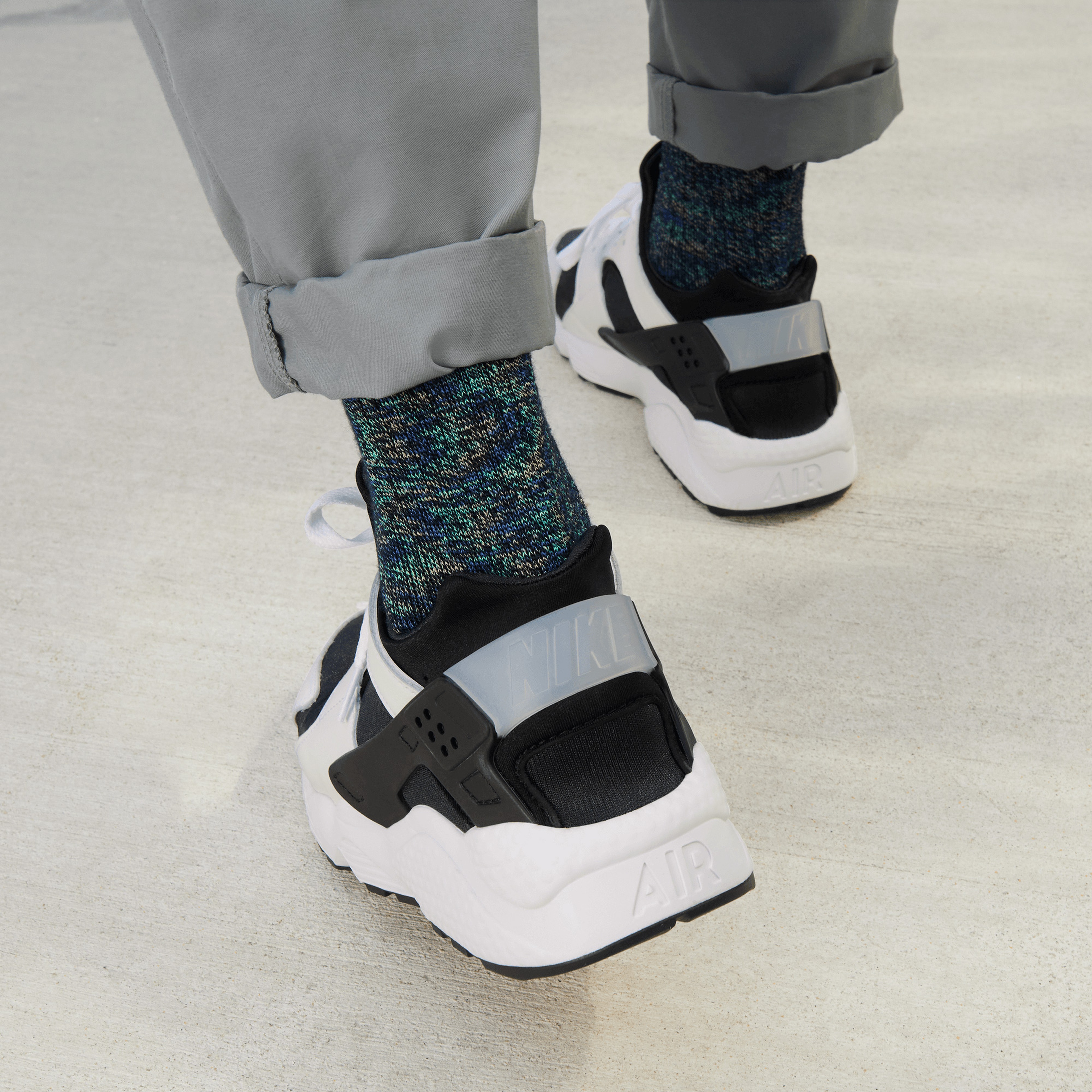 Nike Air Huarache Erkek Siyah Spor Ayakkabı