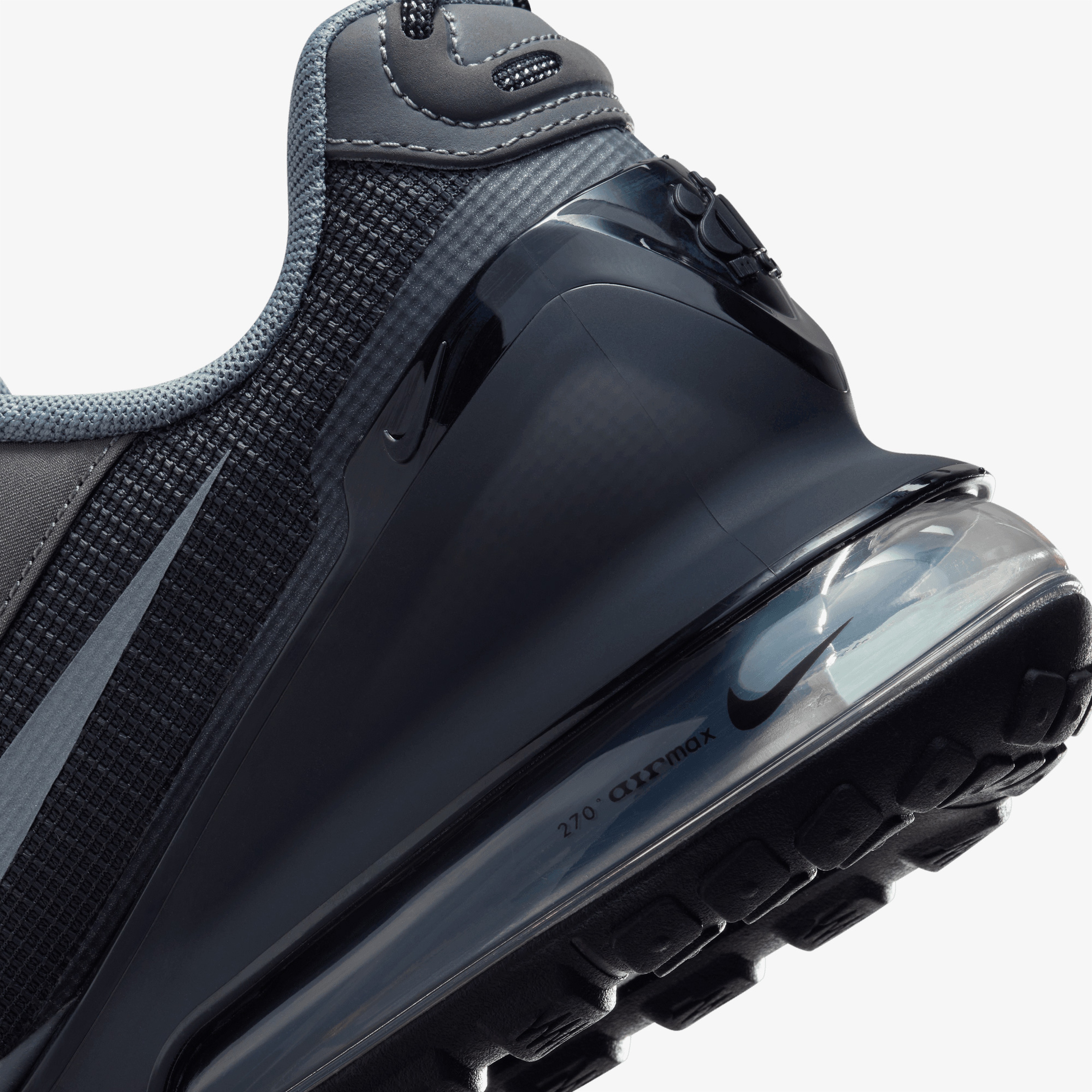 Nike Air Max Pulse Roam Erkek Gri Spor Ayakkabı