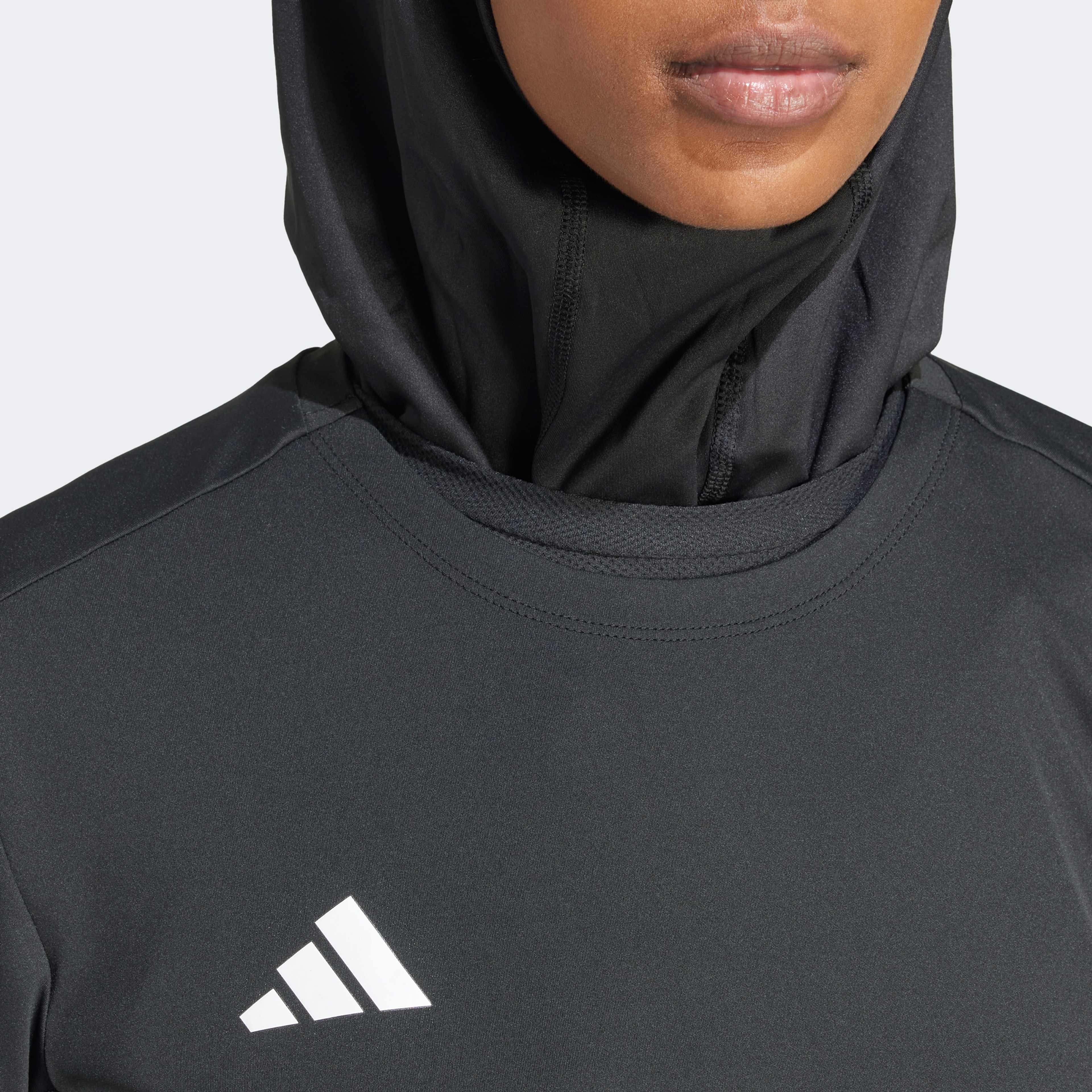 Adidas Kadın Siyah T-Shirt
