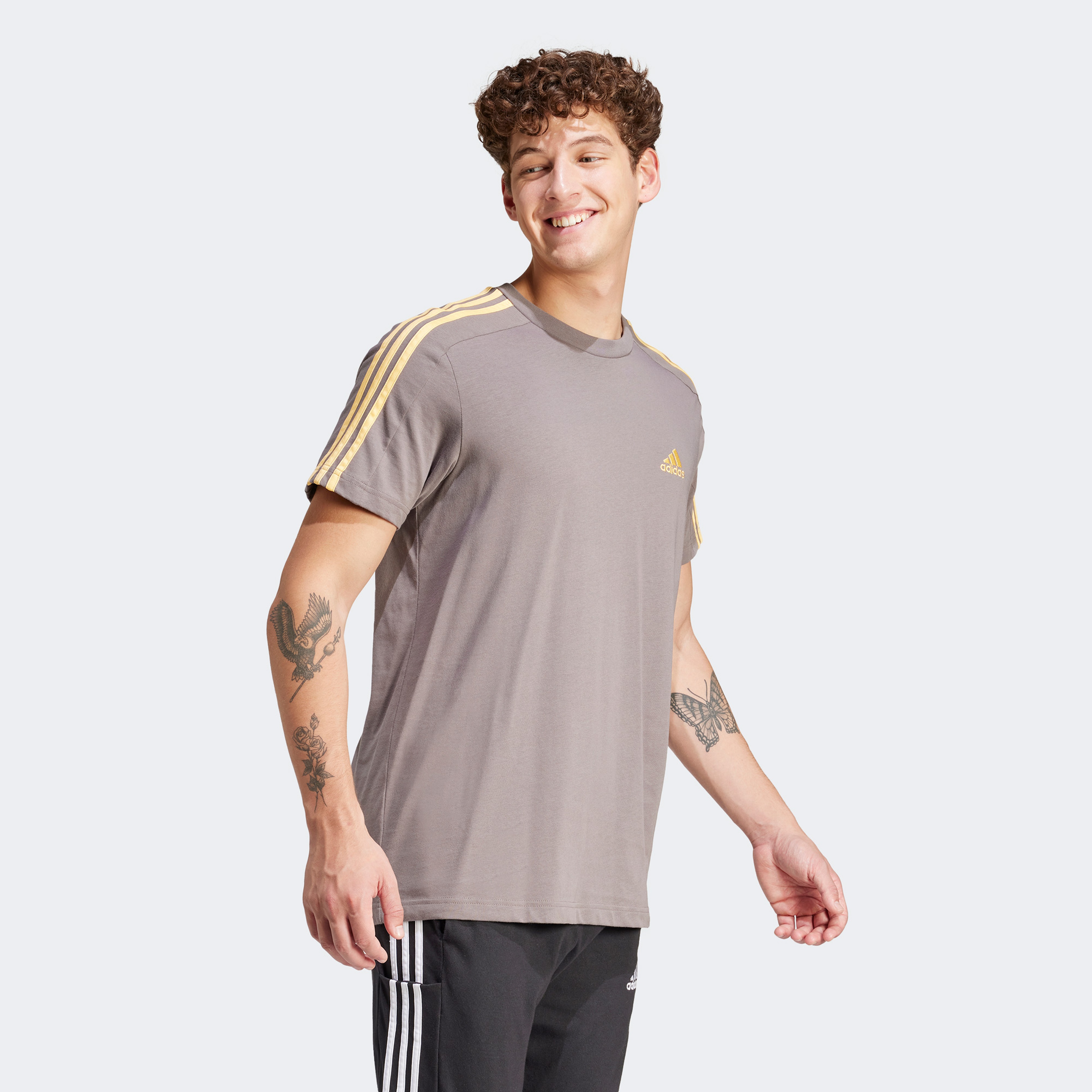 Adidas Erkek Gri T-Shirt
