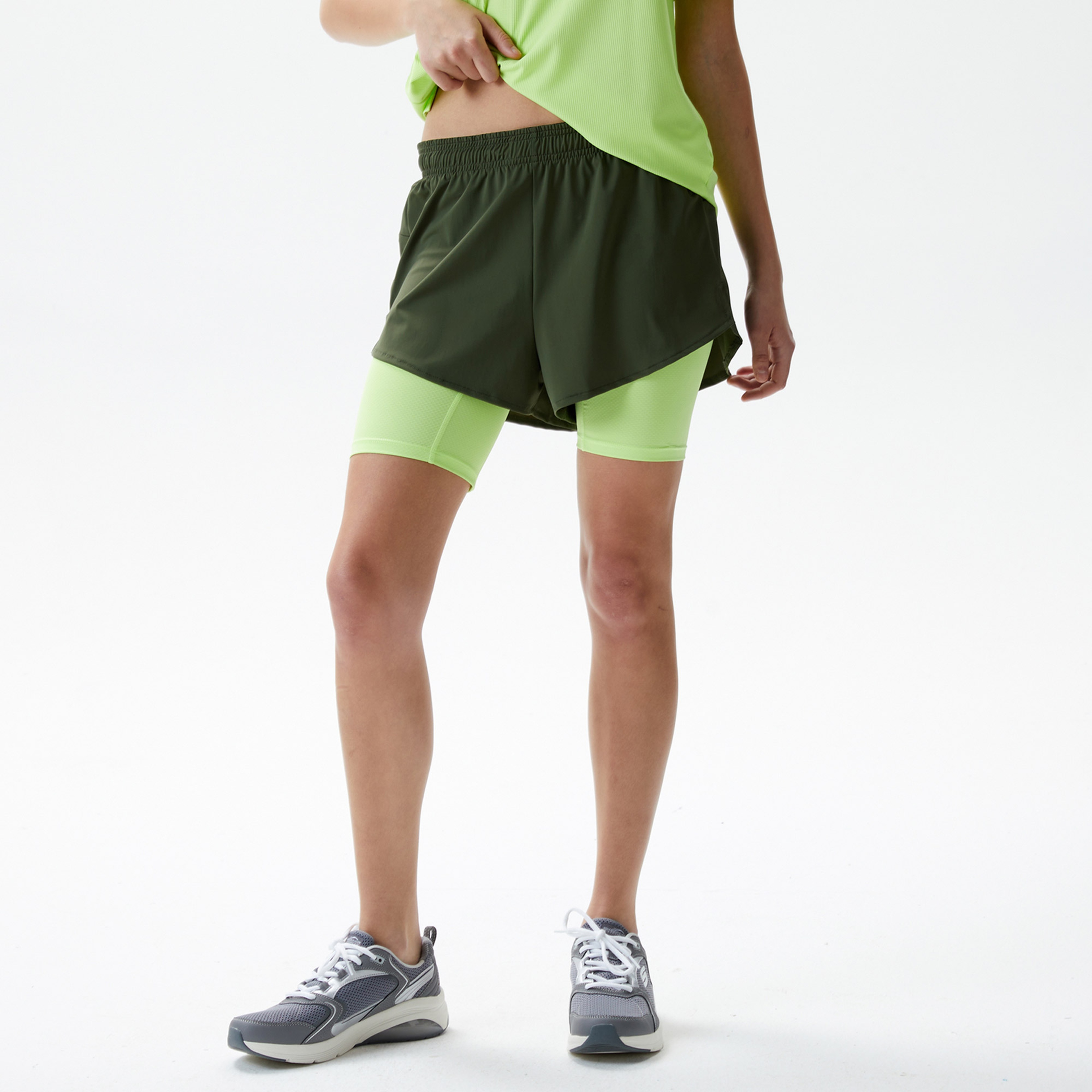 Born Ontario Kadın Yeşil Şort