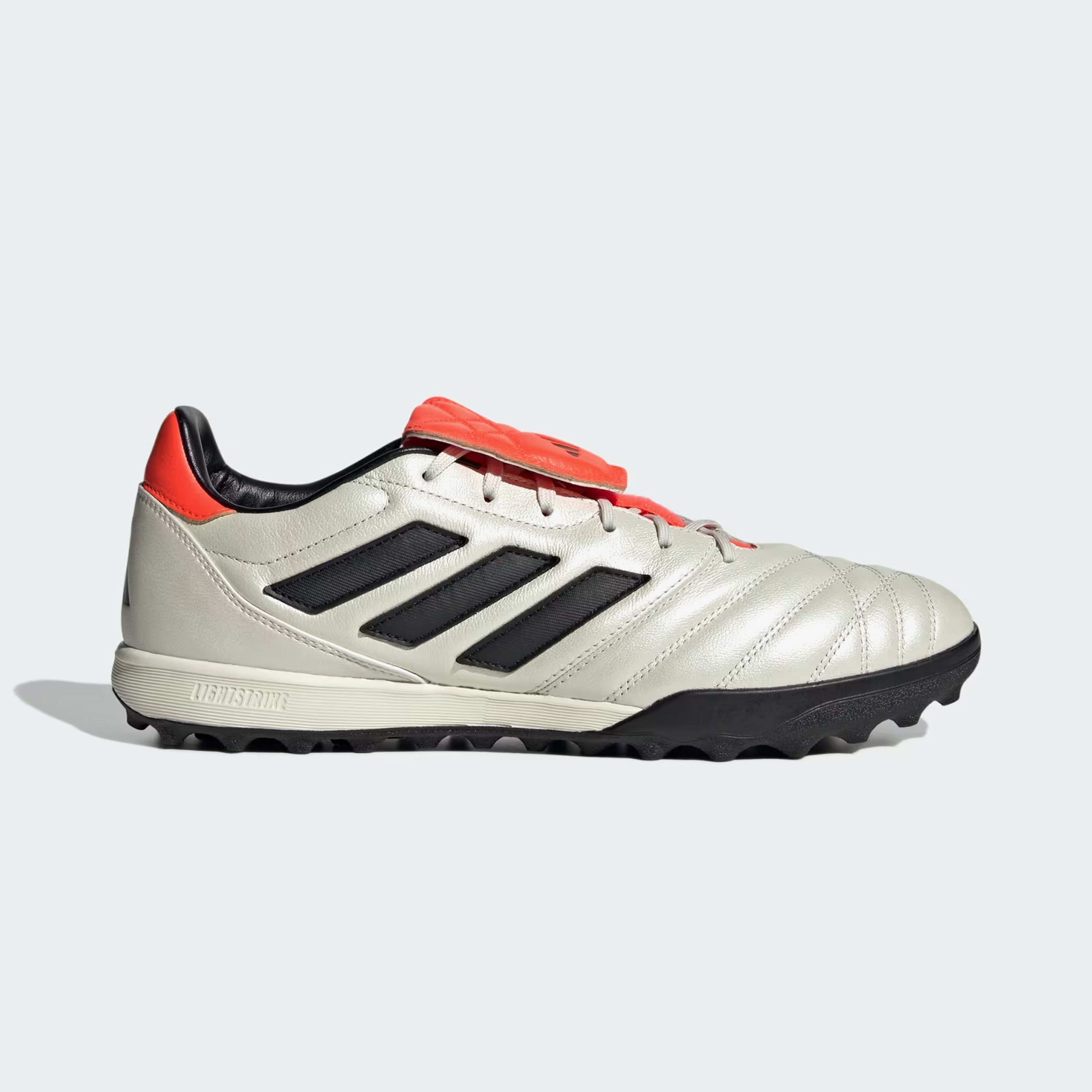 Adidas Erkek Kırmızı Halı Saha Kramponu