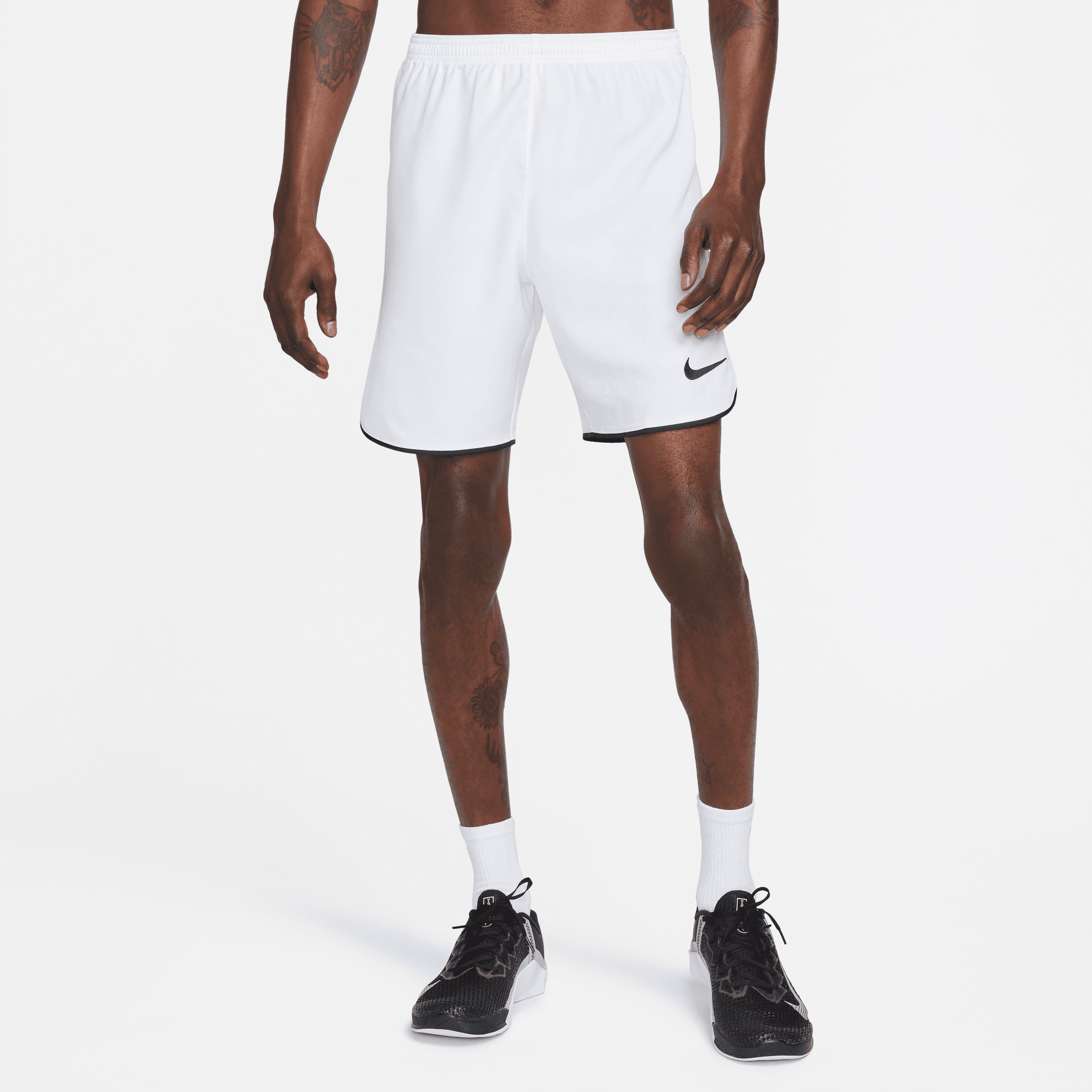 Nike Dri-Fıt Erkek Beyaz Futbol Şortu