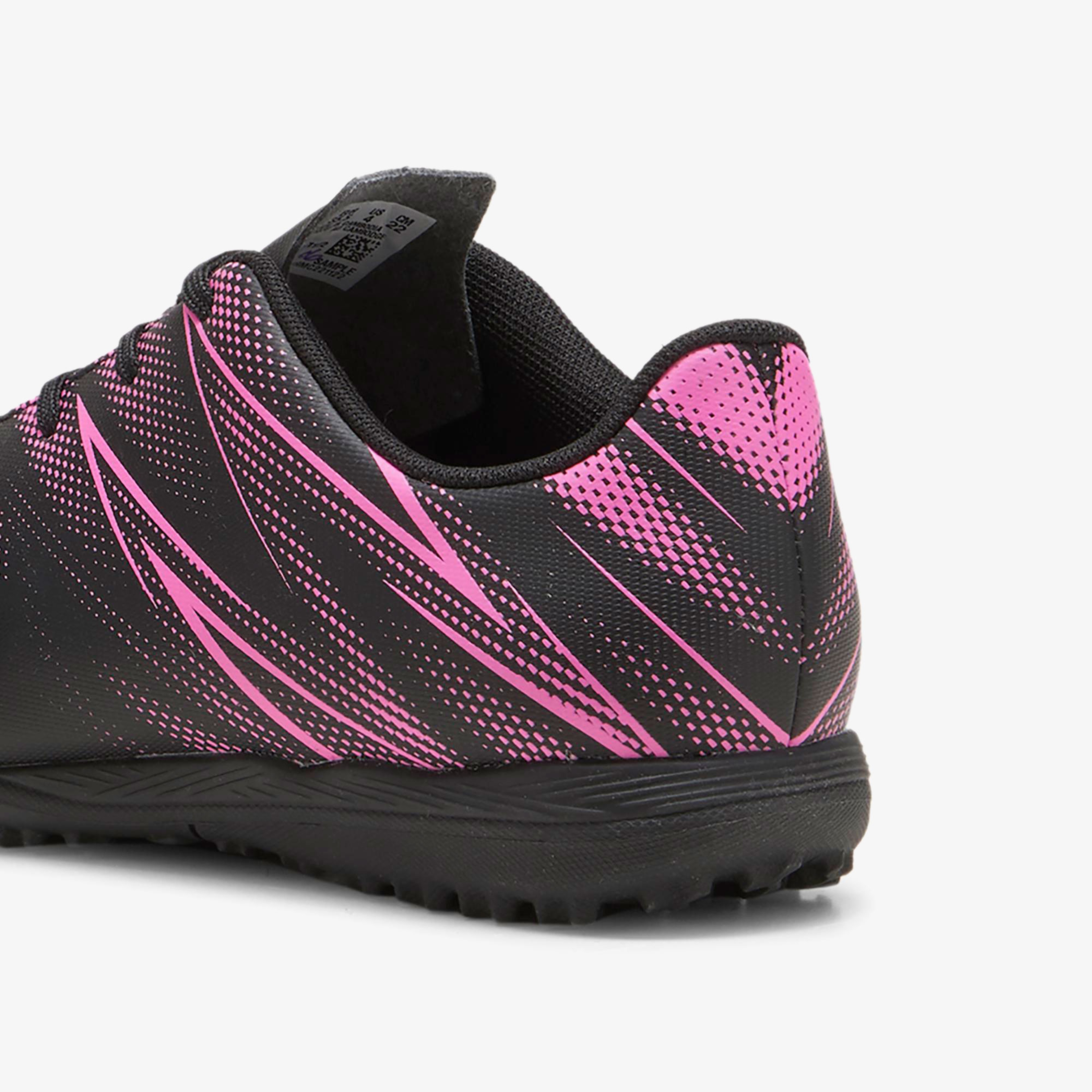 Puma Attacanto Çocuk Siyah Krampon