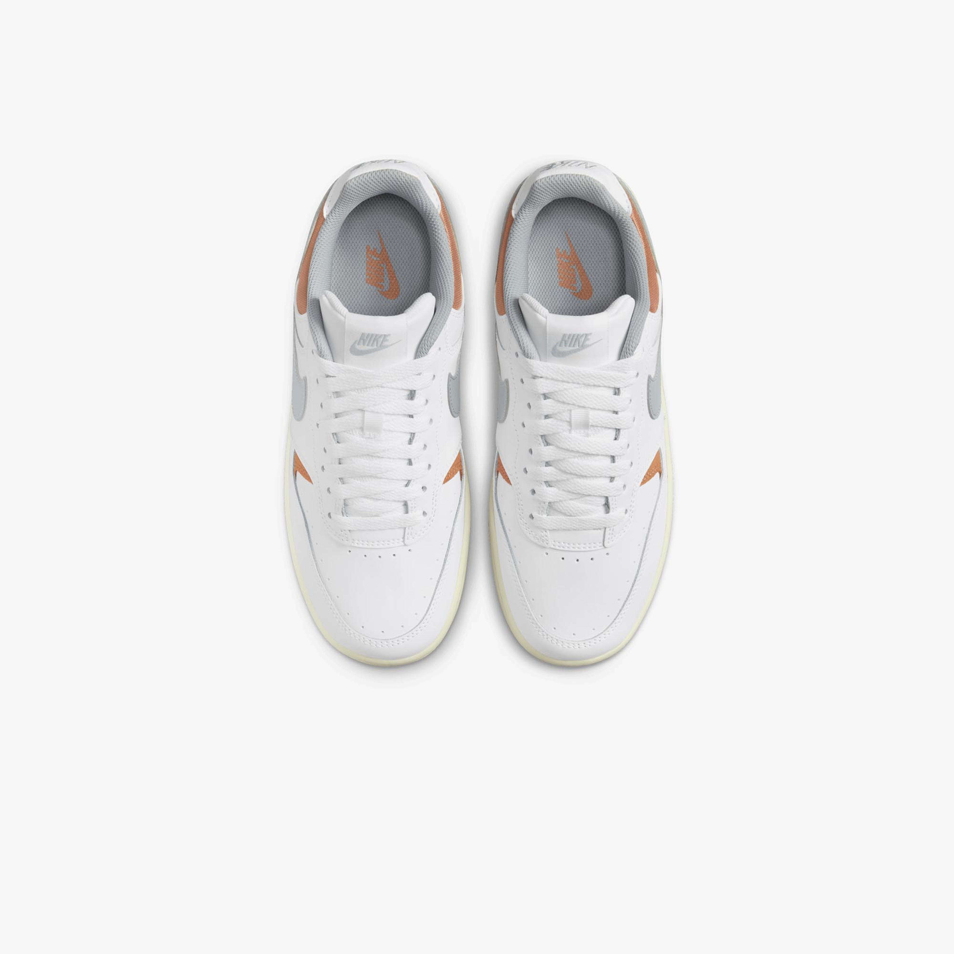 Nike Gamma Force Kadın Beyaz  Spor Ayakkabı