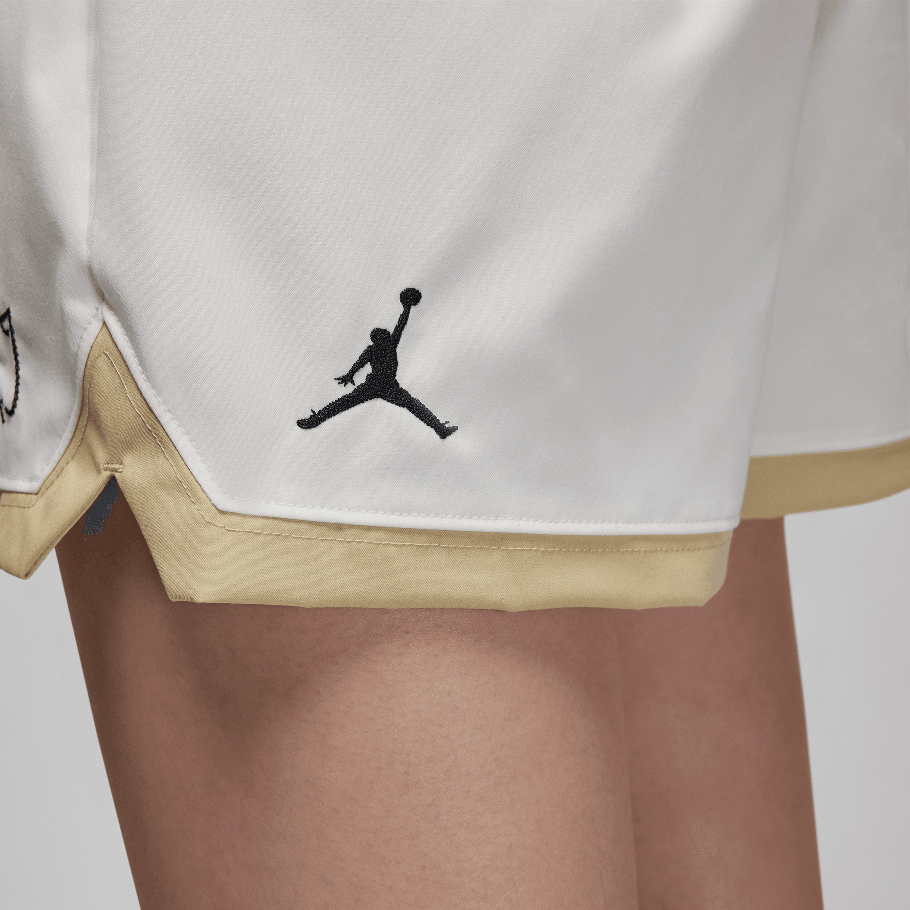 Jordan Woven Kadın Beyaz Şort