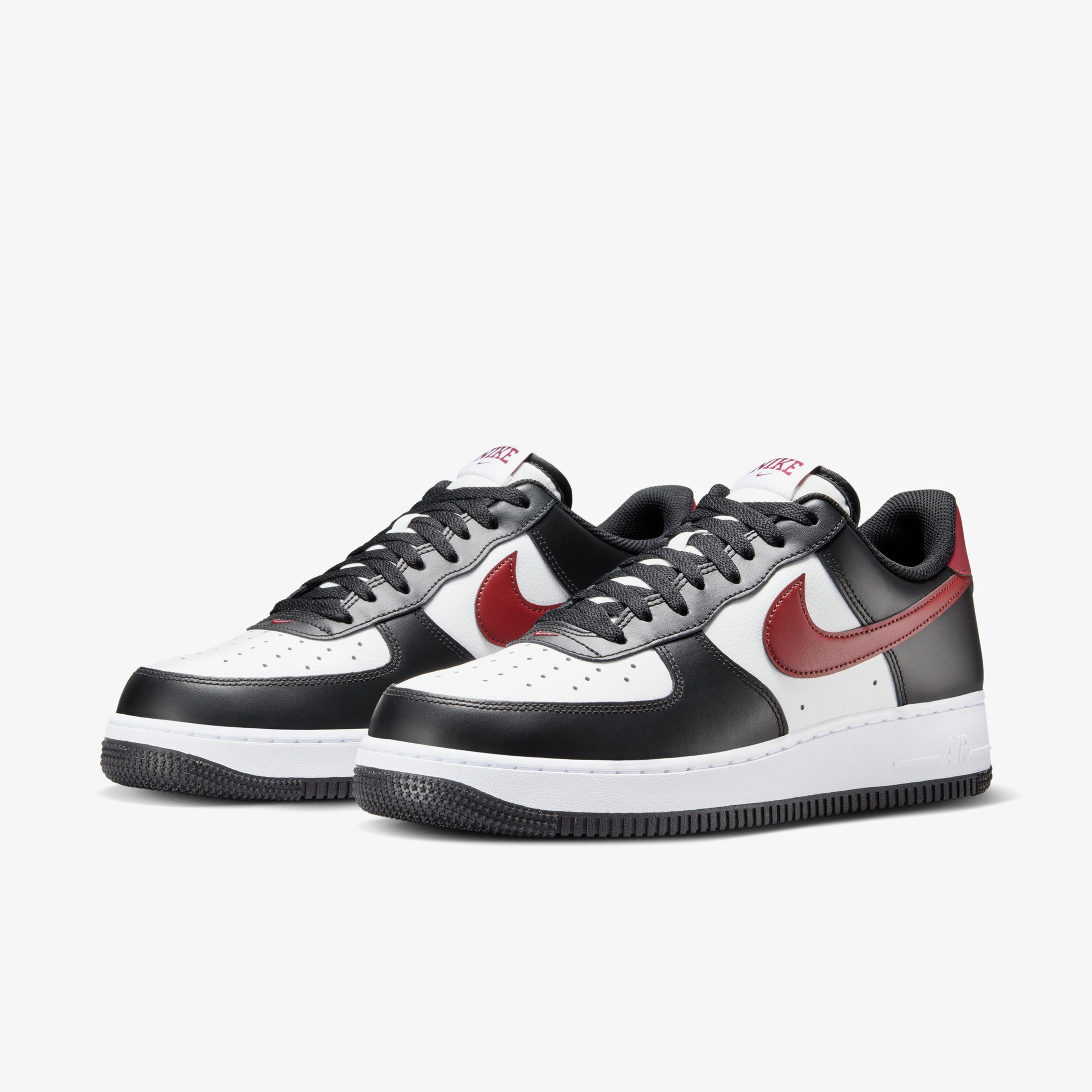 Nike Air Force 1 07 Sportswear Erkek Siyah/Kırmızı Spor Ayakkabı