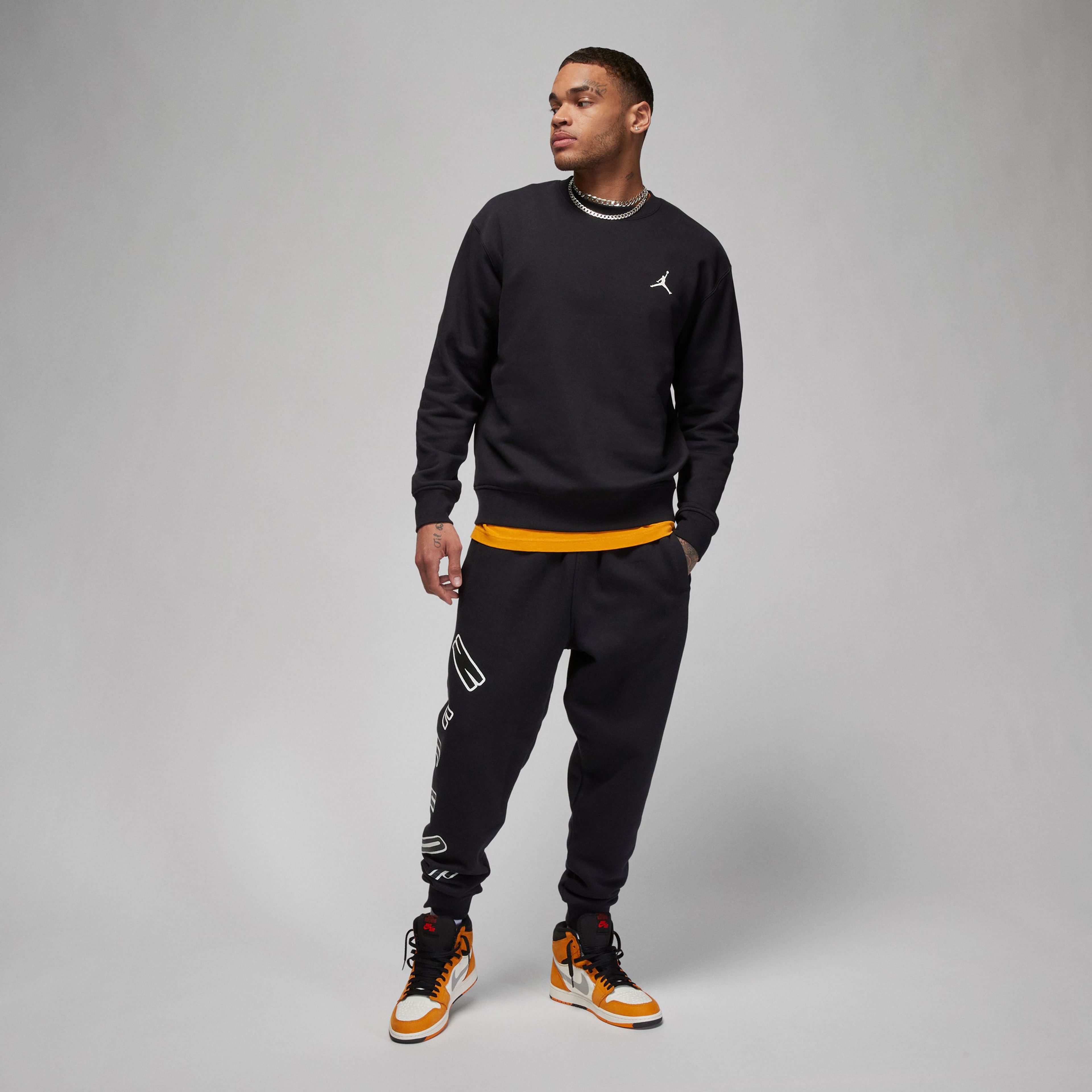 Jordan Flight MVP Crew Erkek Siyah Sweatshirt