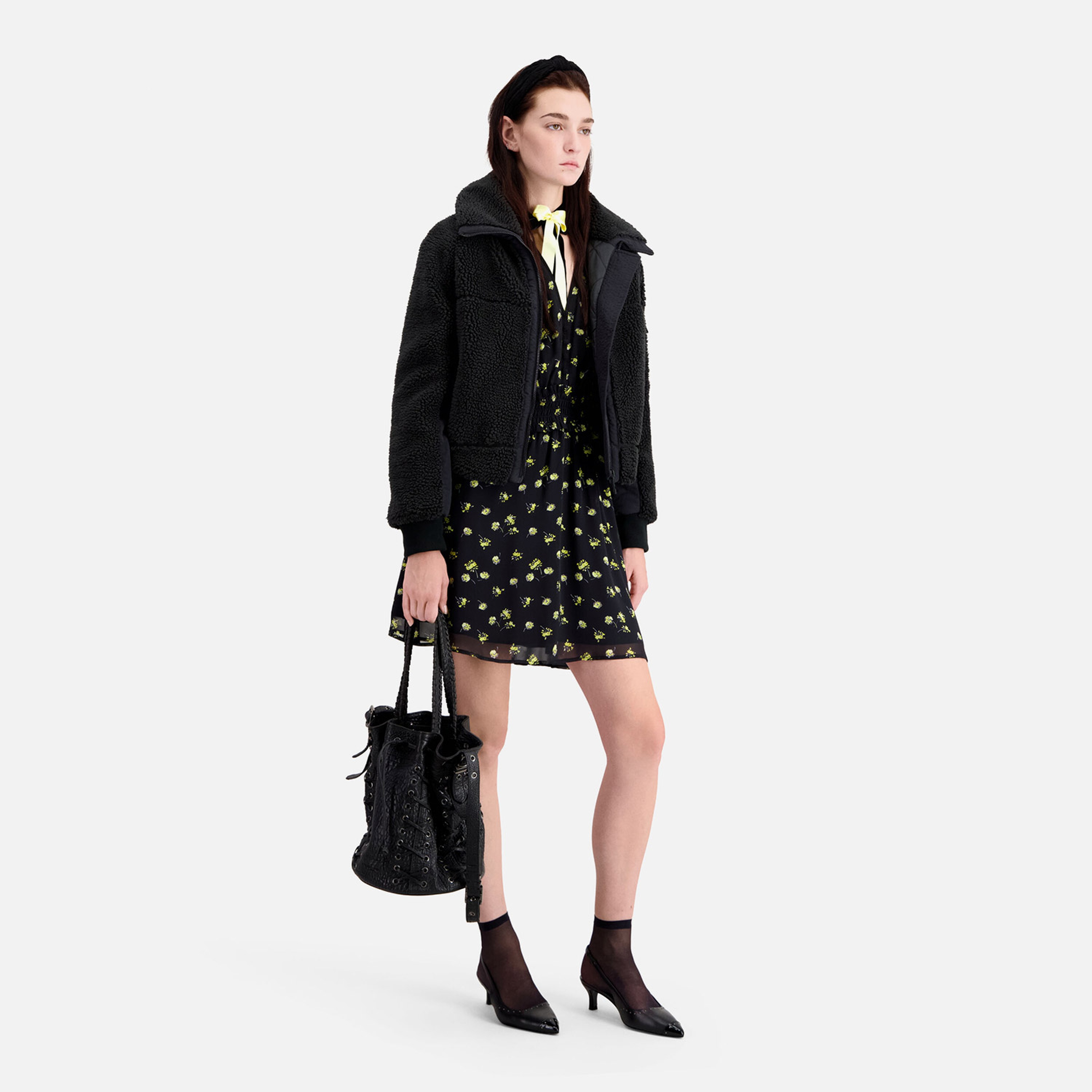 KADIN SİYAH POLAR CEKET