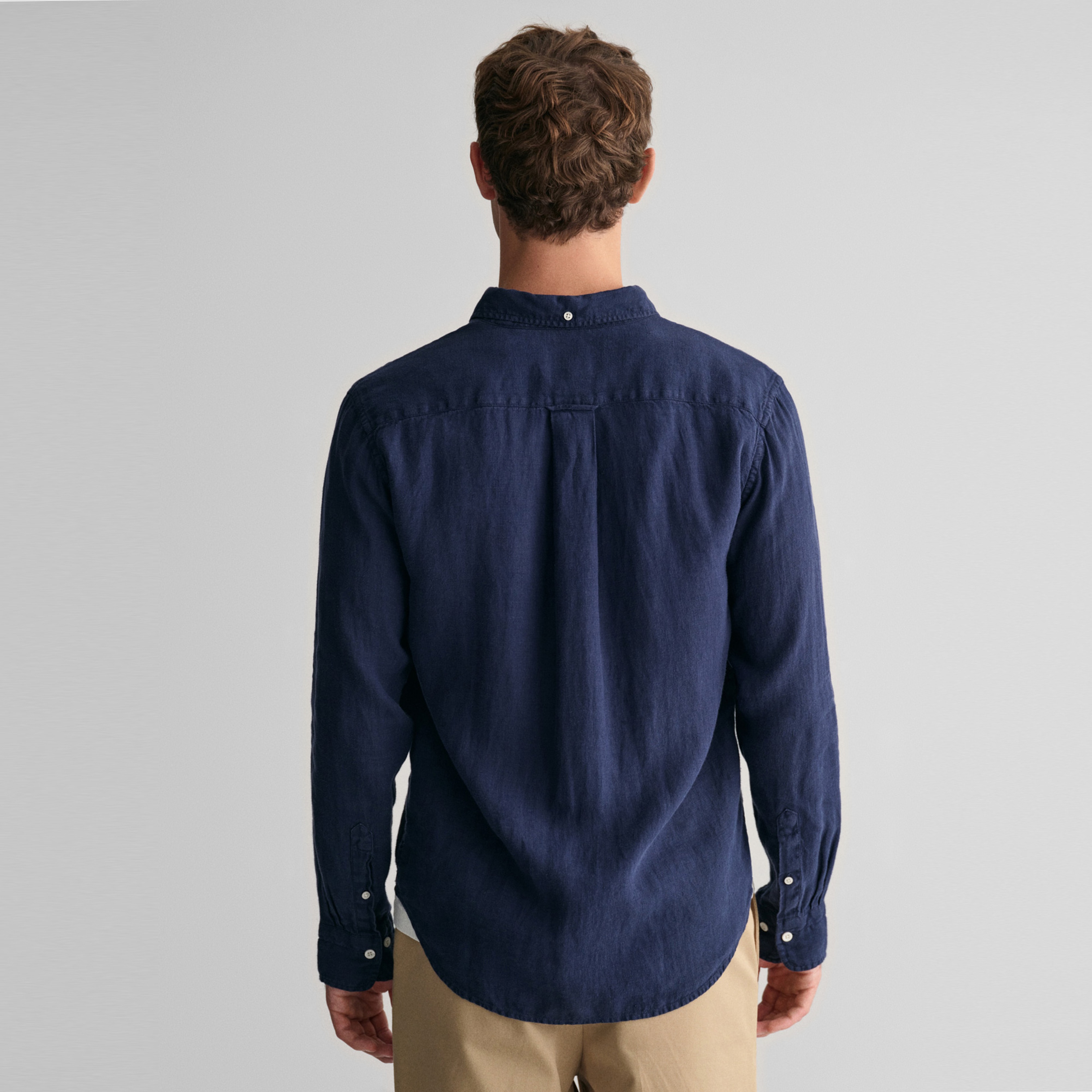 GANT Erkek Lacivert Regular Fit Düğmeli Yaka Keten Gömlek