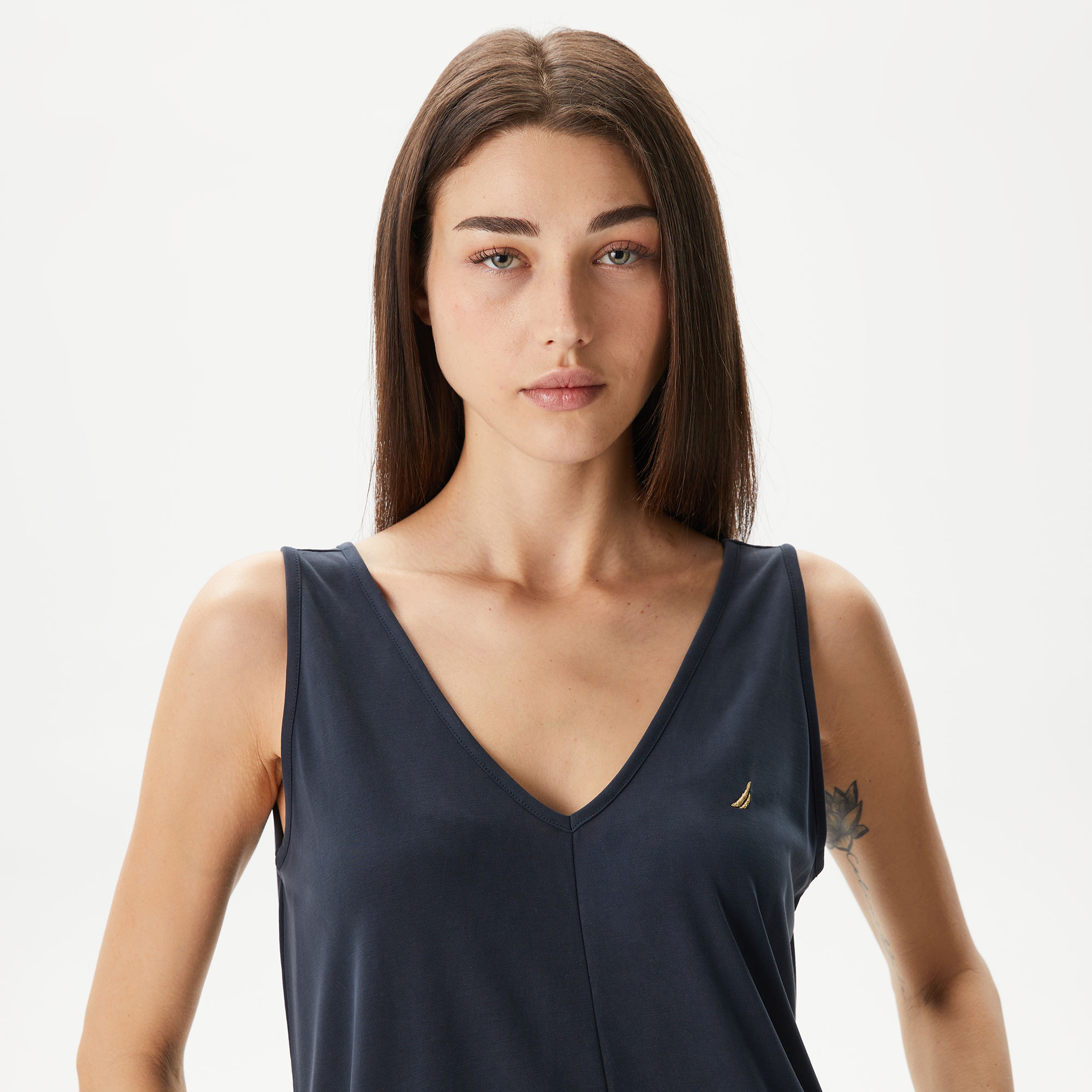 Nautica Kadın Siyah Relaxed Fit V Yaka T-Shirt