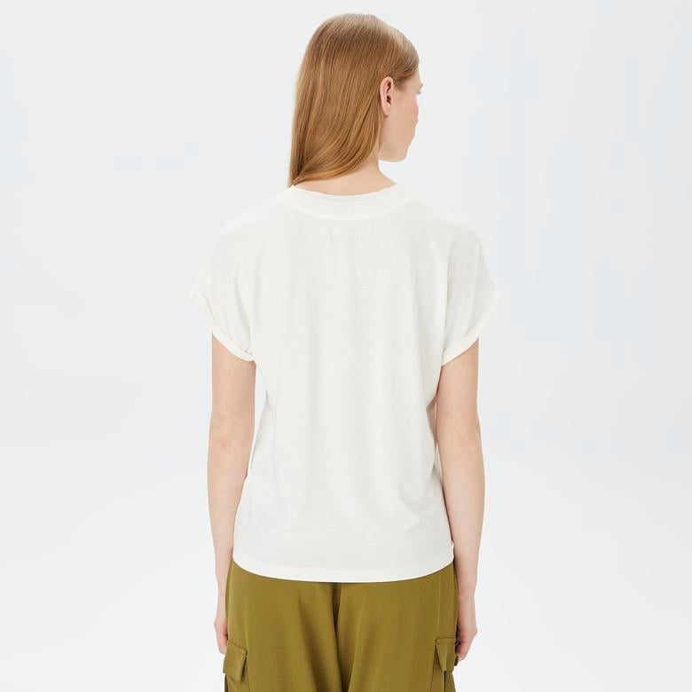 Nautica Kadın Beyaz Relaxed Fit T-Shirt