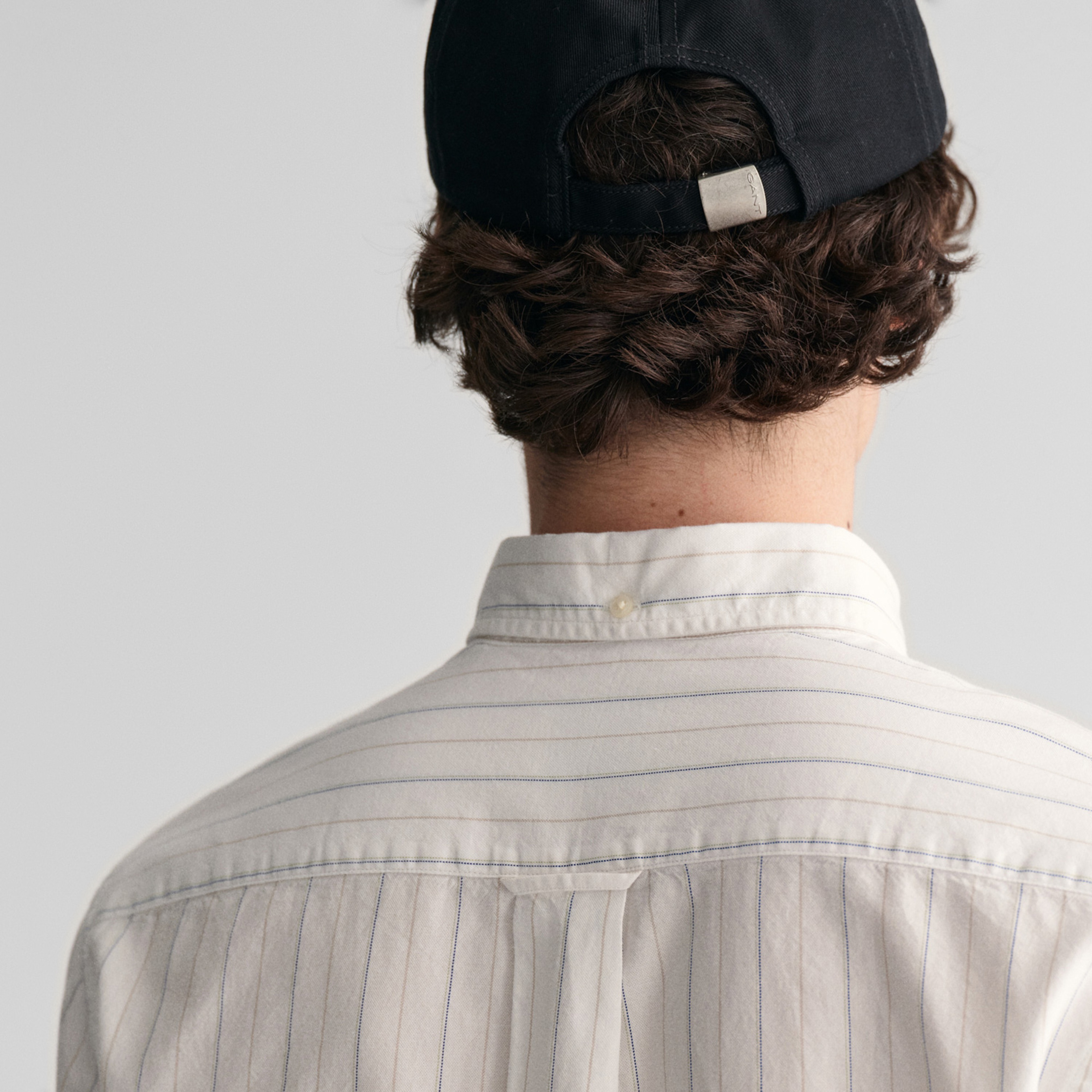 GANT Erkek Krem Regular Fit Düğmeli Yaka Çizgili Oxford Gömlek