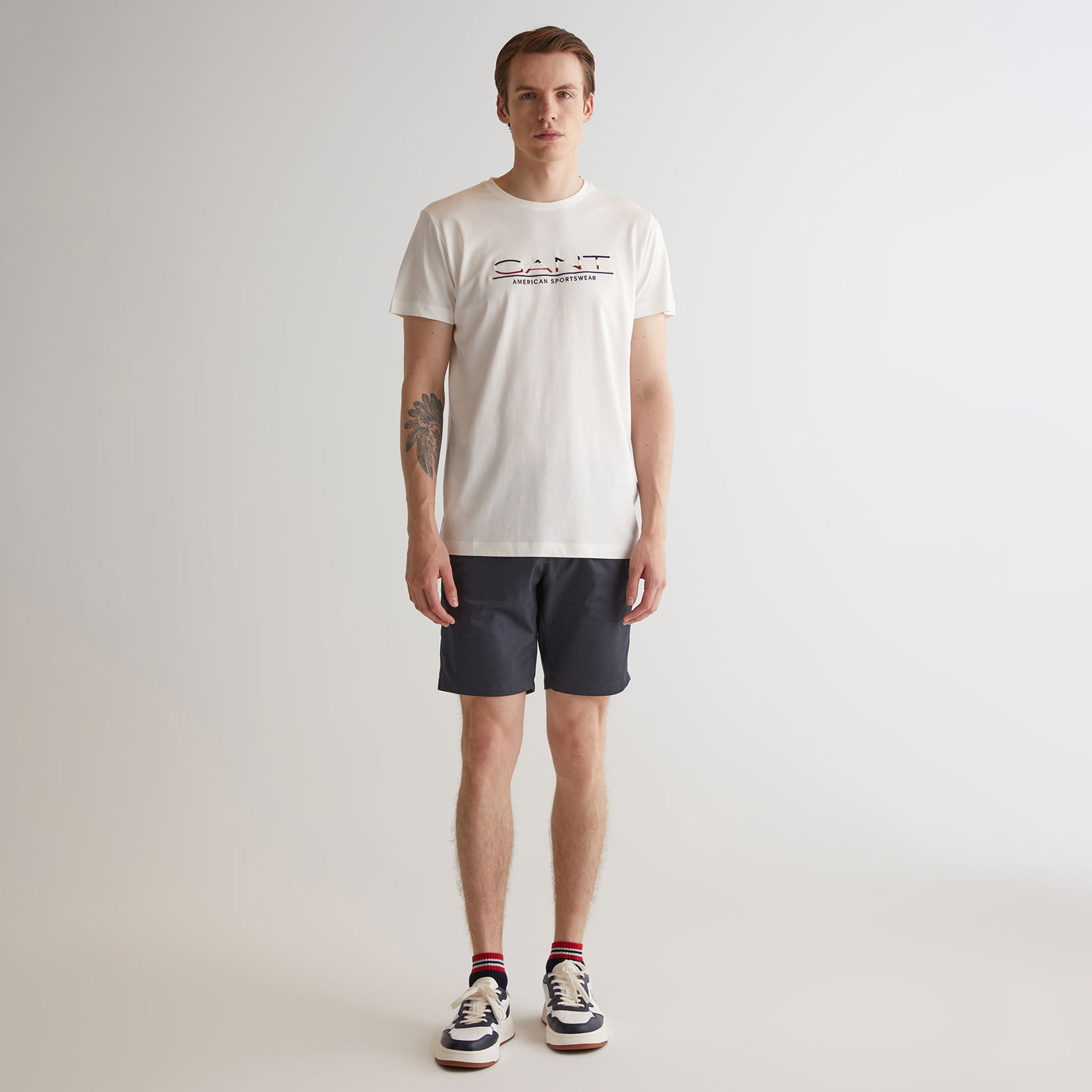 GANT Erkek Krem Regular Fit Bisiklet Yaka Logolu T-shirt