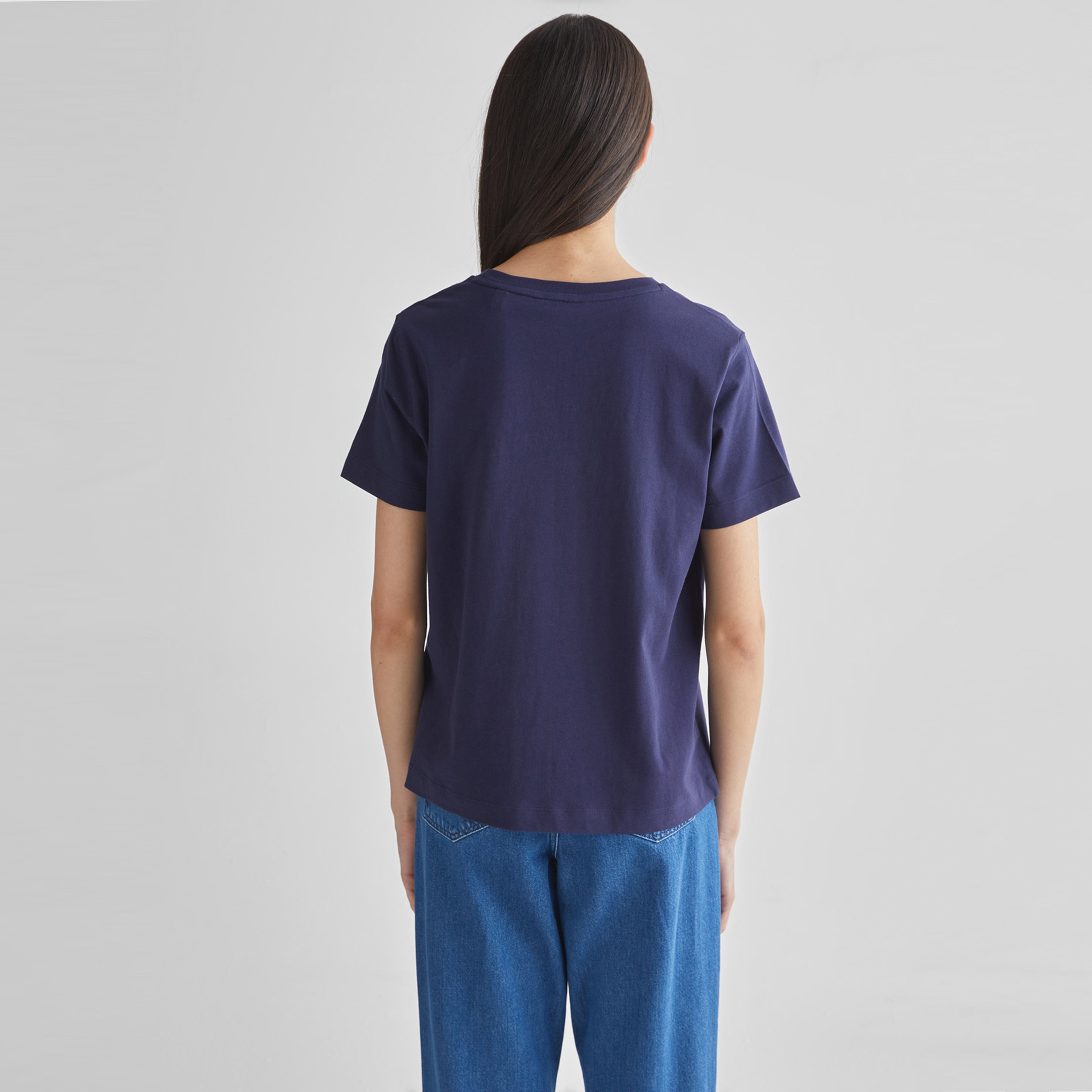 GANT Kadın Lacivert Relaxed Fit T-Shirt