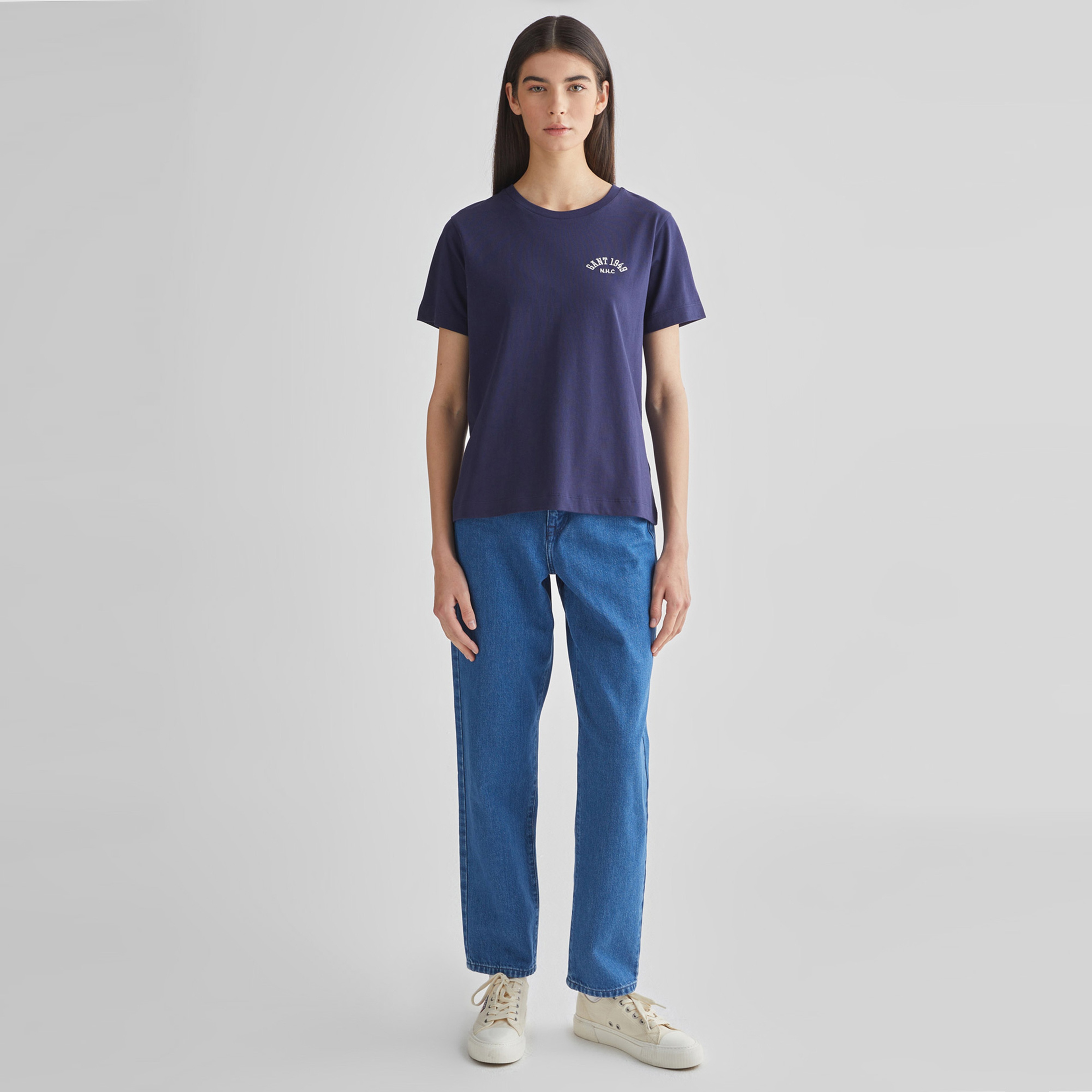 GANT Kadın Lacivert Relaxed Fit T-Shirt