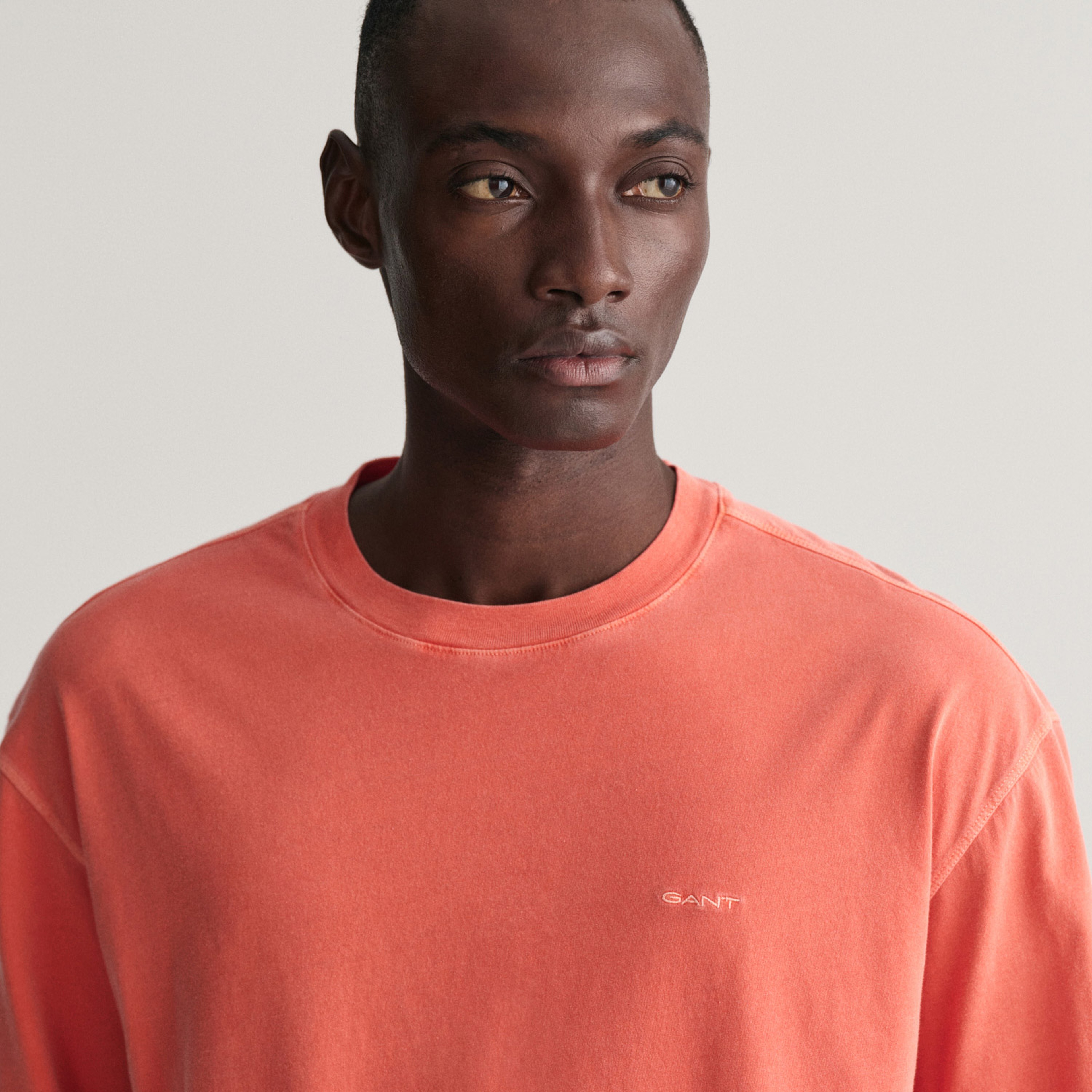 GANT Erkek Turuncu Relaxed Fit Bisiklet Yaka Logolu T-shirt