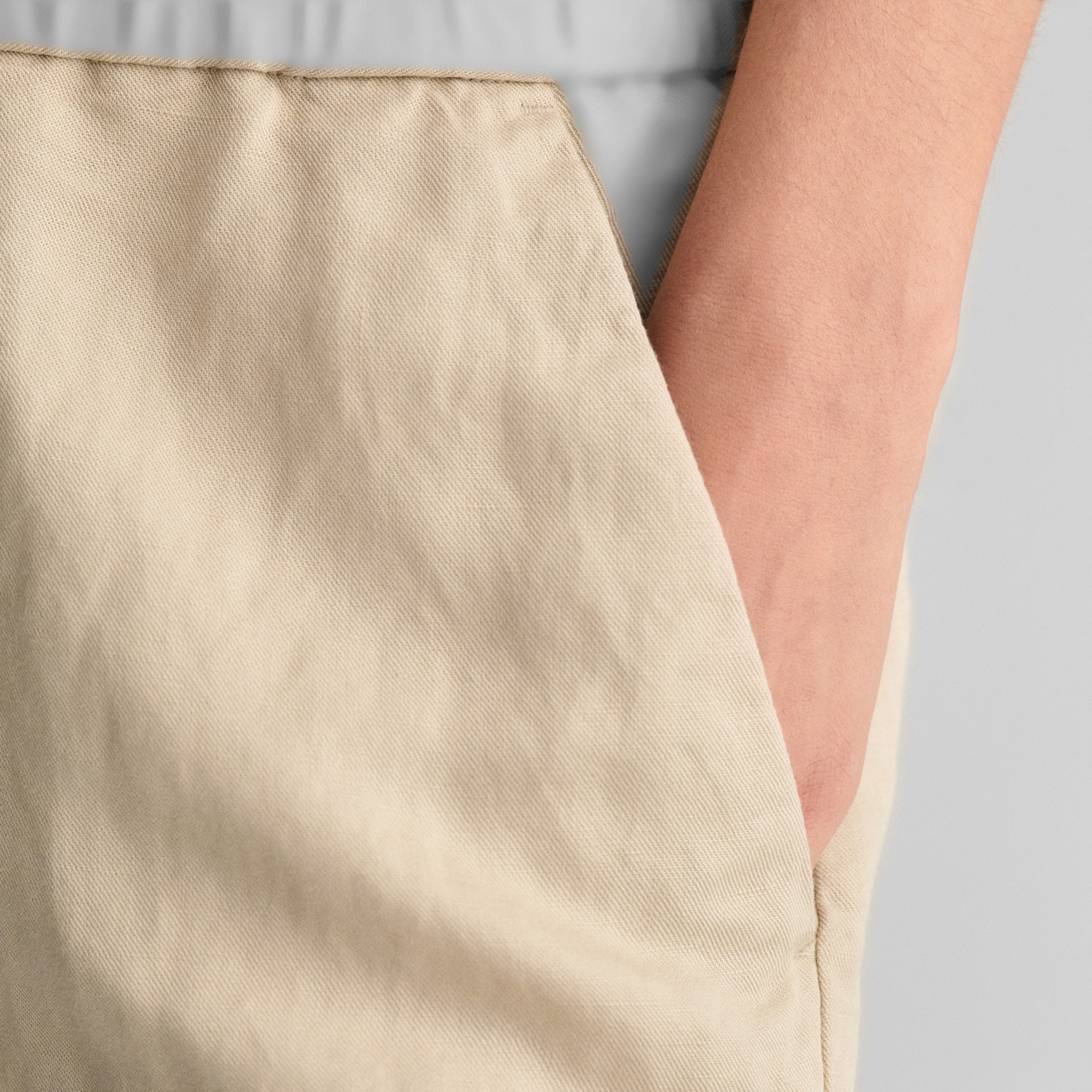 GANT Kadın Bej Relaxed Fit Keten Şort