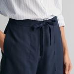 GANT Kadın Lacivert Relaxed Fit Şort