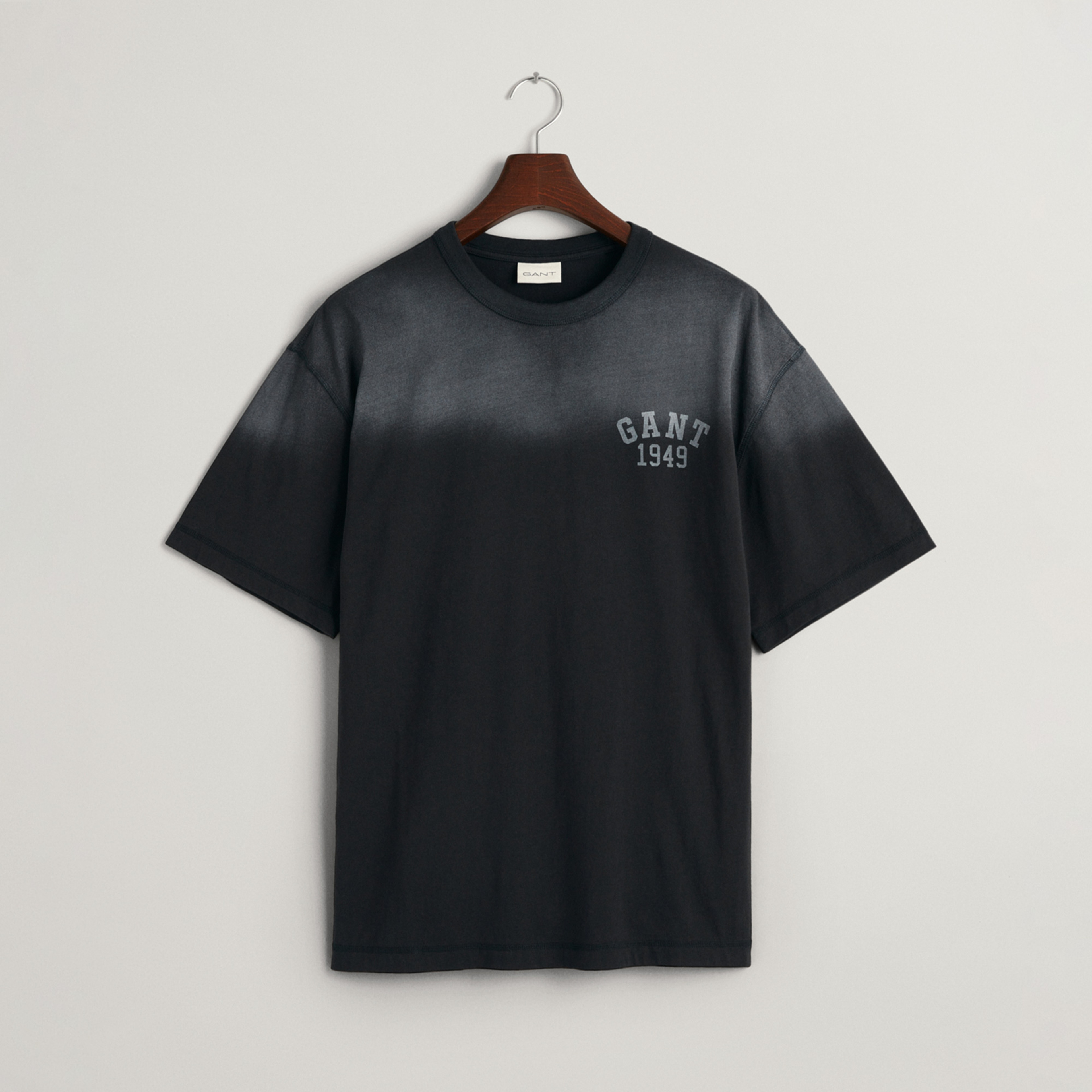 GANT Erkek Siyah Relaxed Fit Bisiklet Yaka Logolu T-shirt