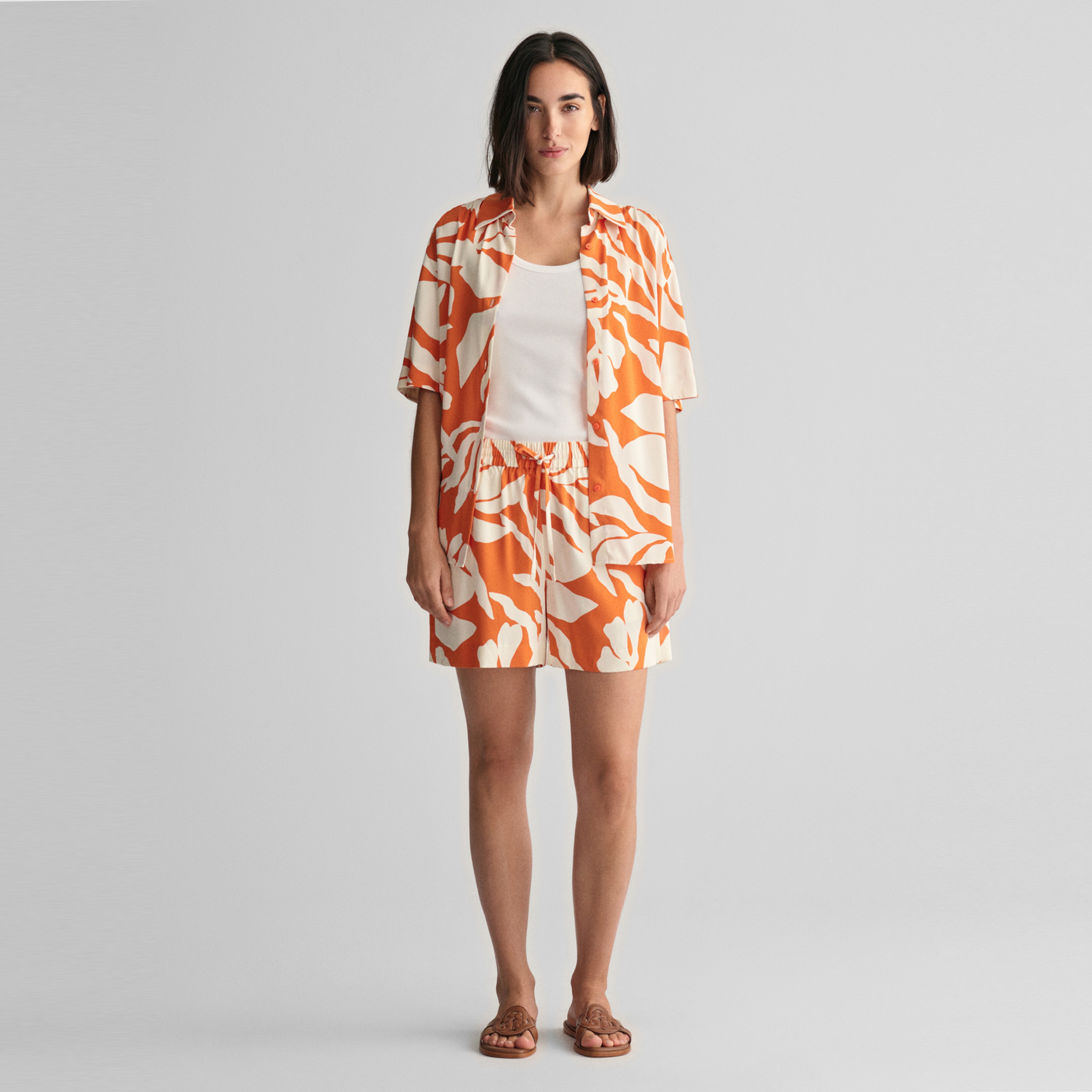 GANT Kadın Turuncu Relaxed Fit Desenli Şort