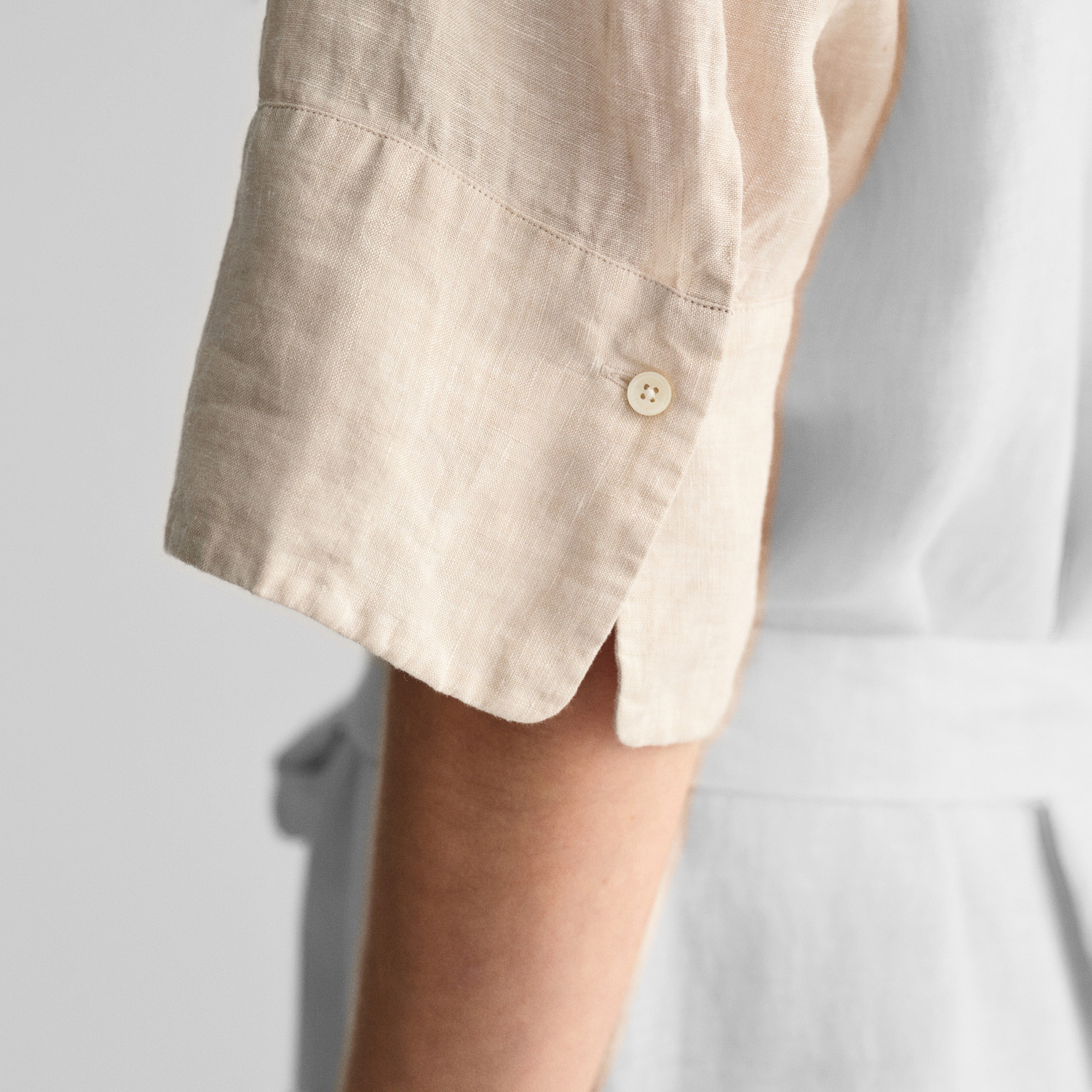 GANT Kadın Bej Relaxed Fit Polo Yaka Keten Elbise