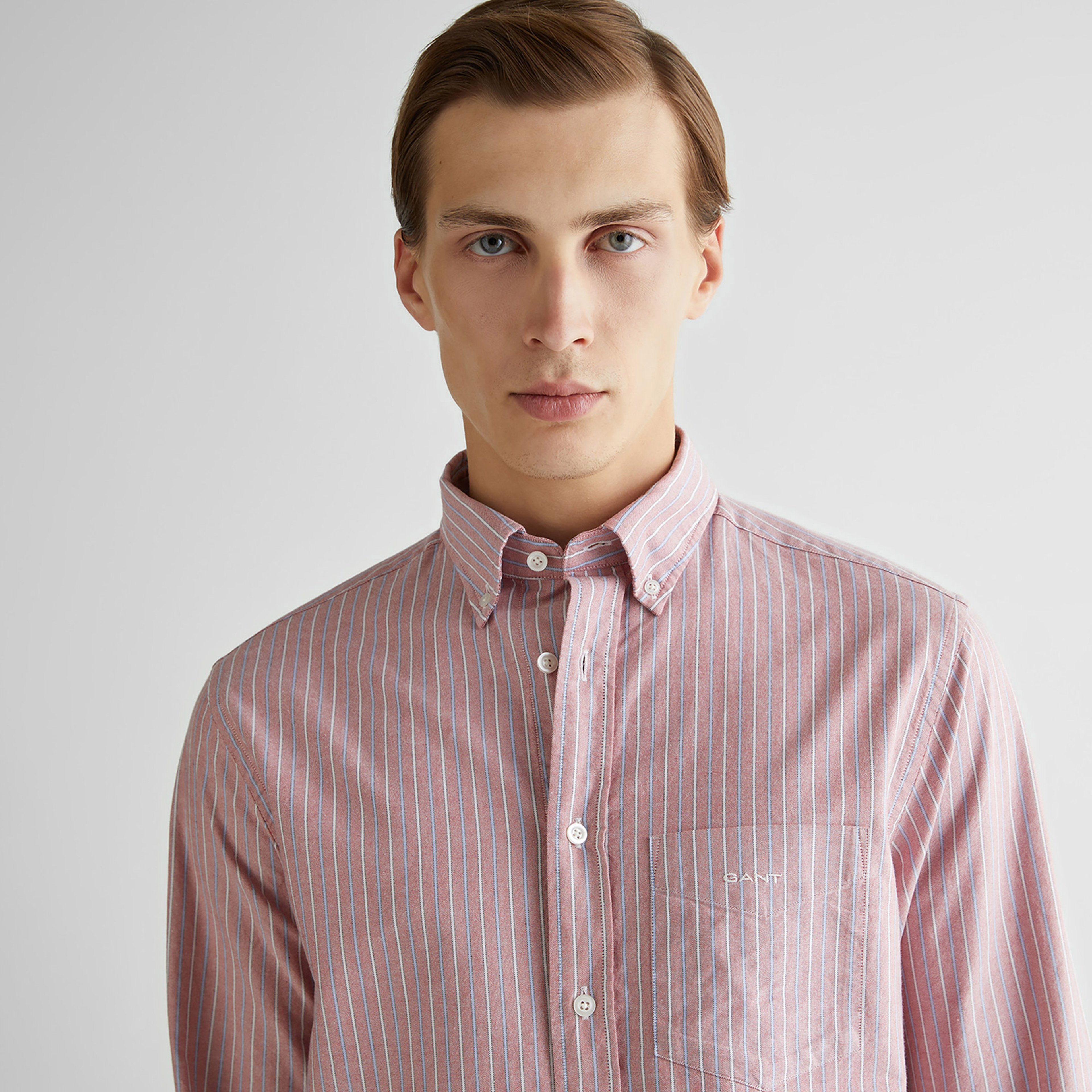GANT Erkek Kırmızı Regular Fit Düğmeli Yaka Çizgili Gömlek
