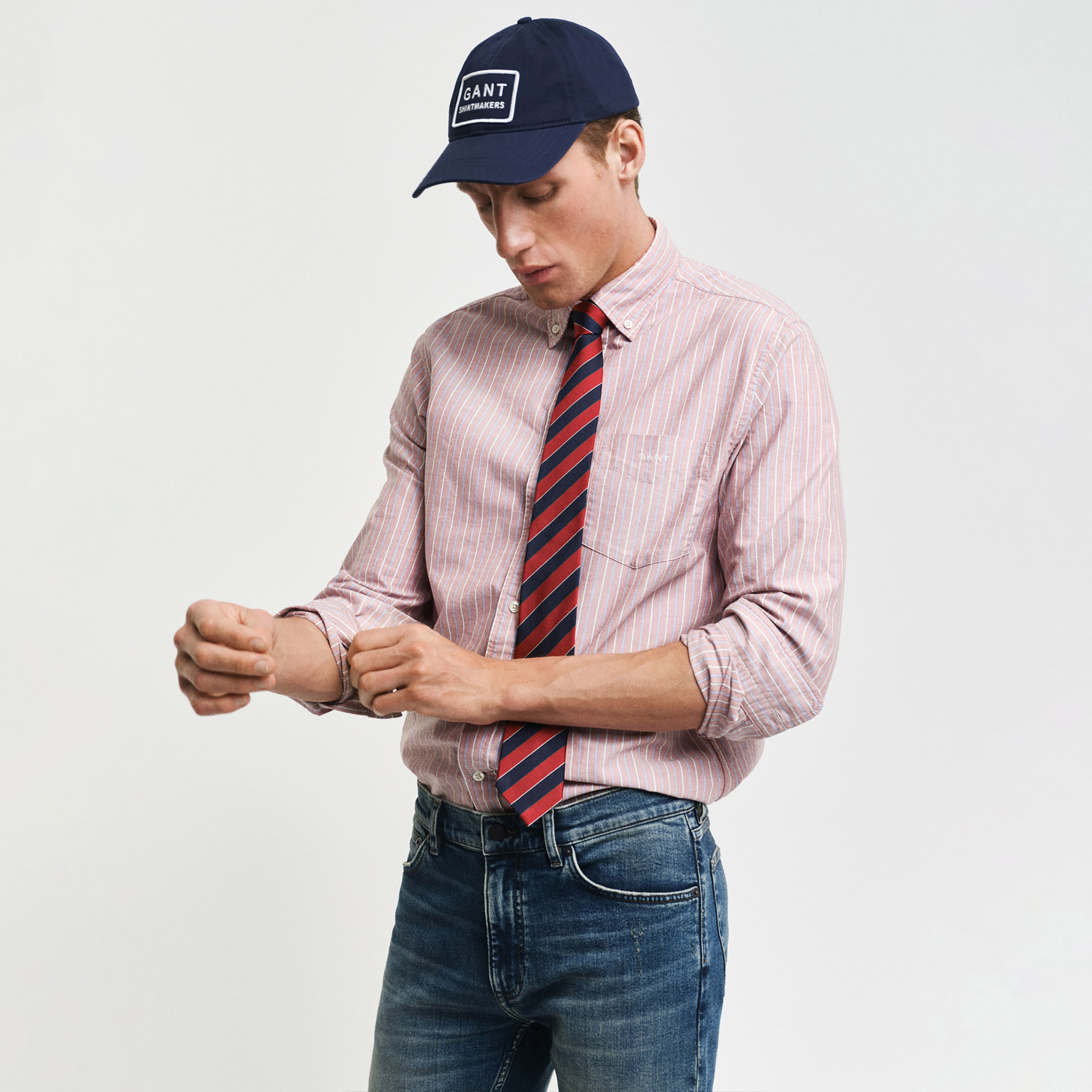 GANT Erkek Kırmızı Regular Fit Düğmeli Yaka Çizgili Gömlek