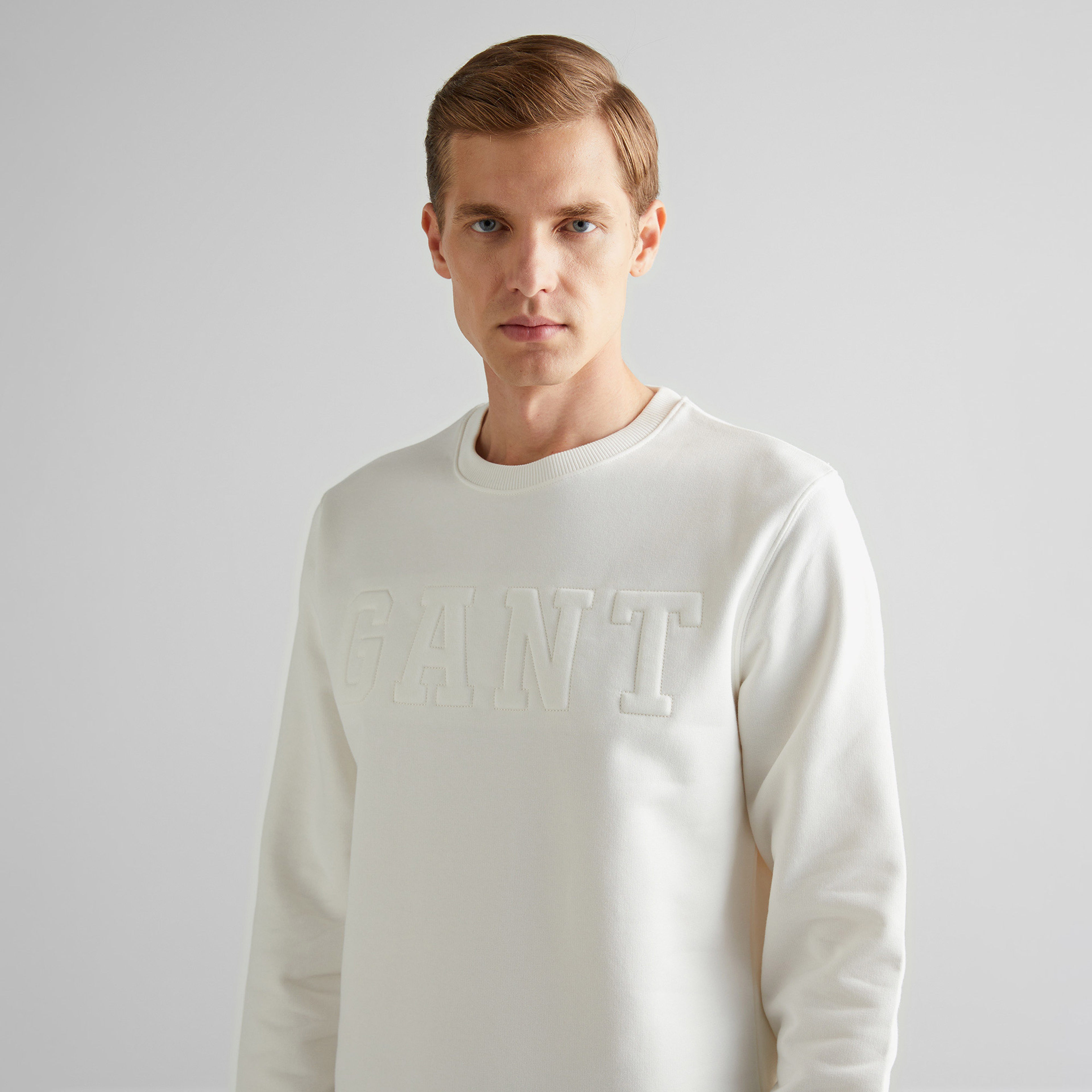 GANT Erkek Krem Regular Fit Bisiklet Yaka Logolu Sweatshirt