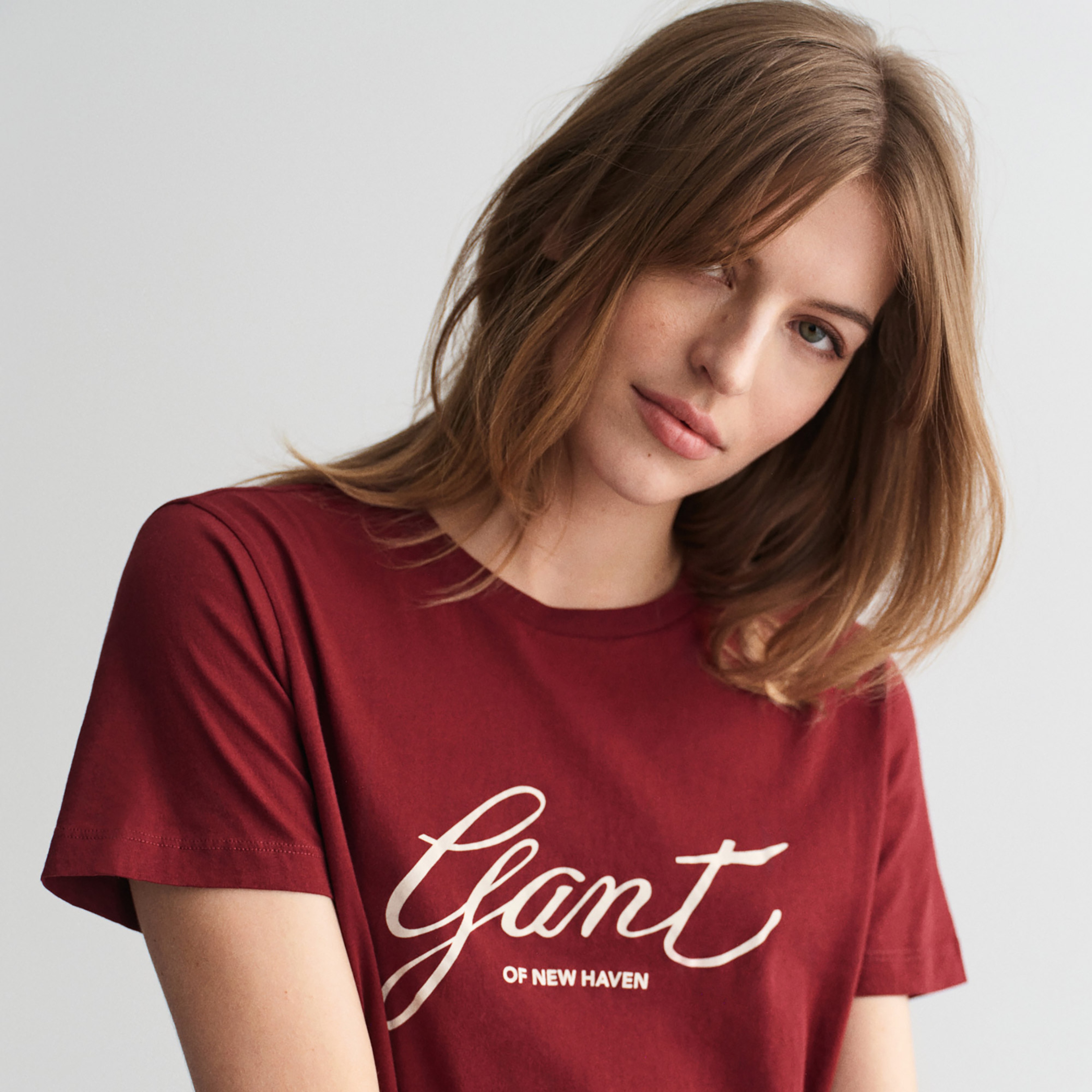GANT Kadın Bordo Regular Fit Bisiklet Yaka Logolu T-Shirt