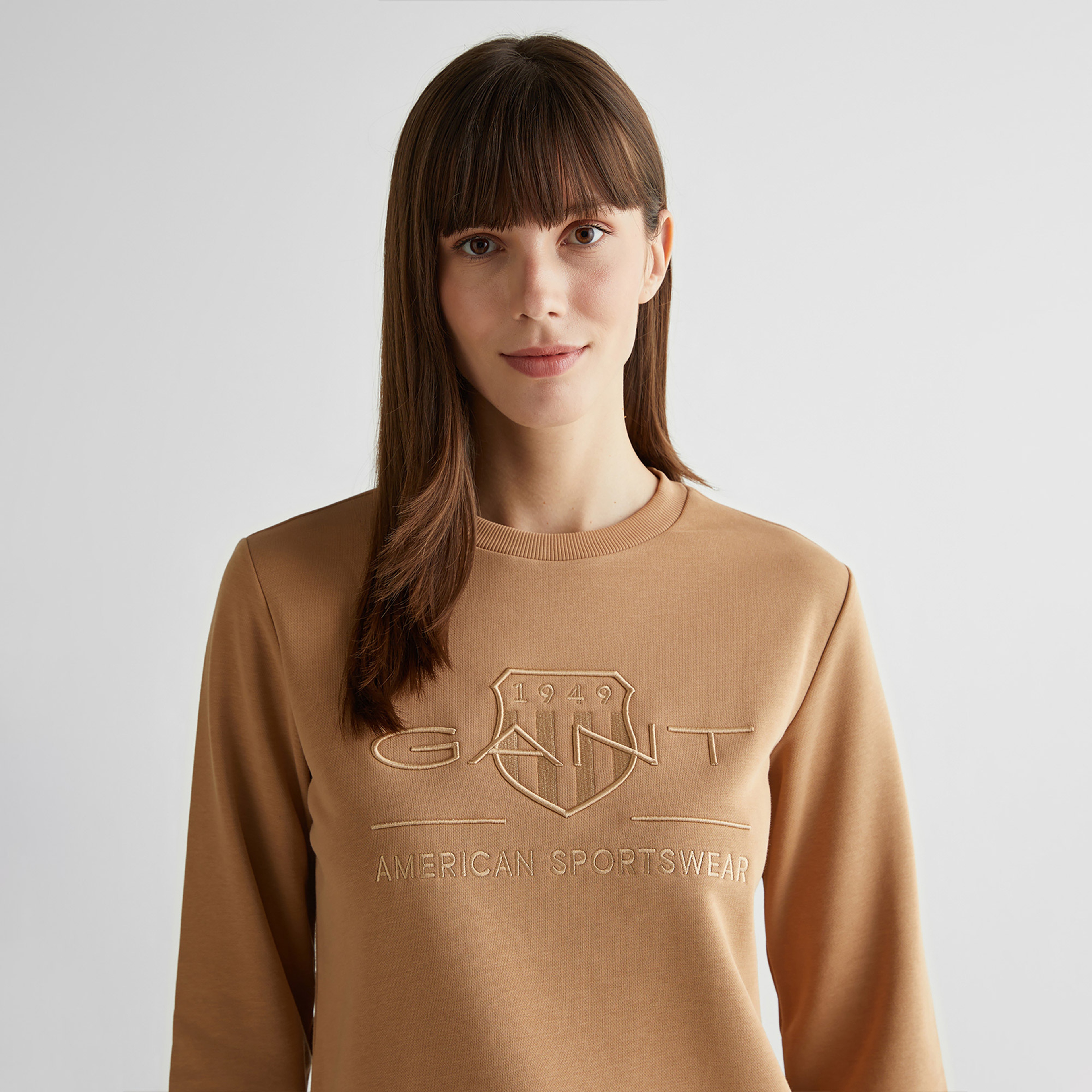 GANT Kadın Kahverengi Regular Fit Bisiklet Yaka Logolu Sweatshirt