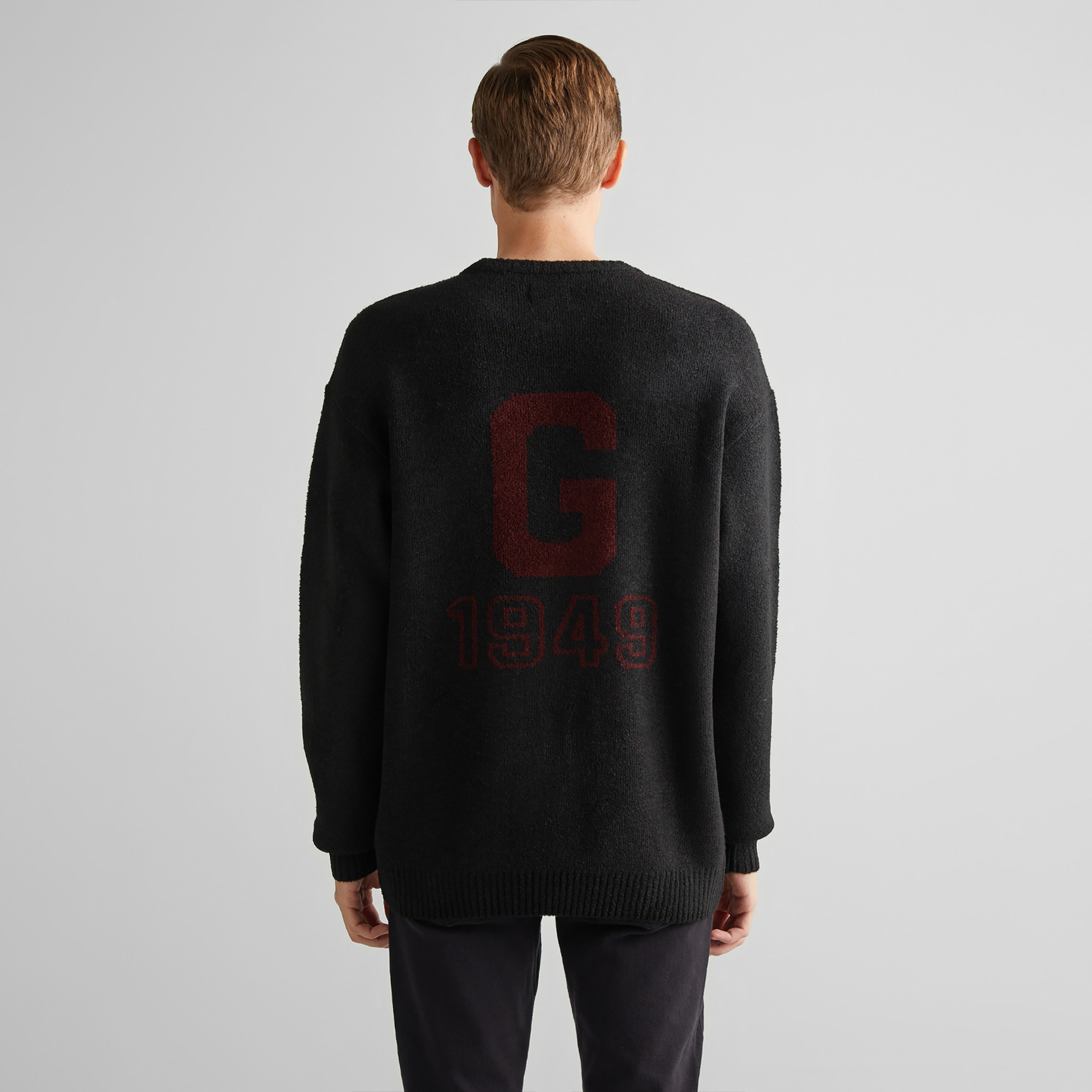 GANT Erkek Siyah Relaxed Fit Bisiklet Yaka Logolu Kazak