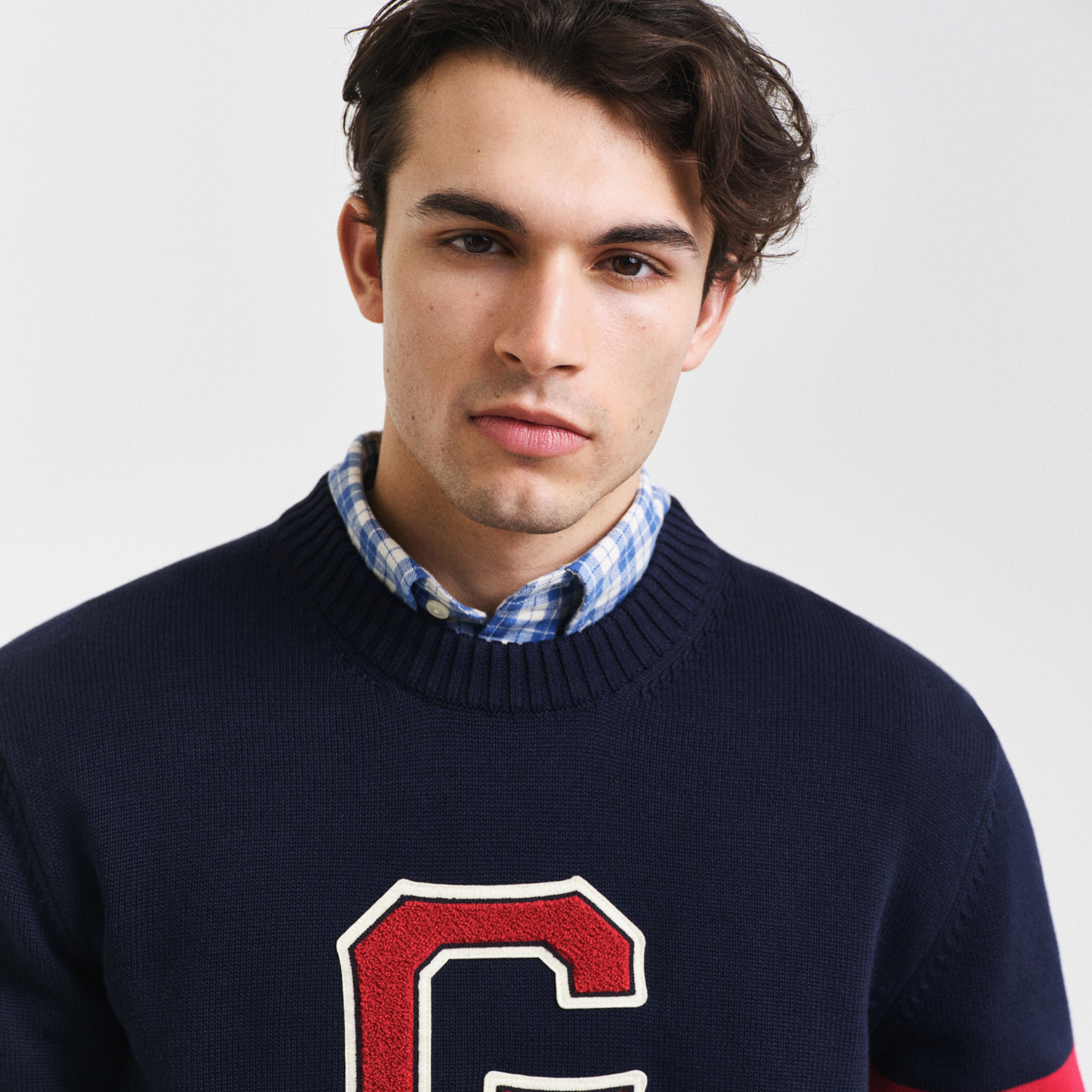 GANT Erkek Lacivert Relaxed Fit Bisiklet Yaka Logolu Kazak