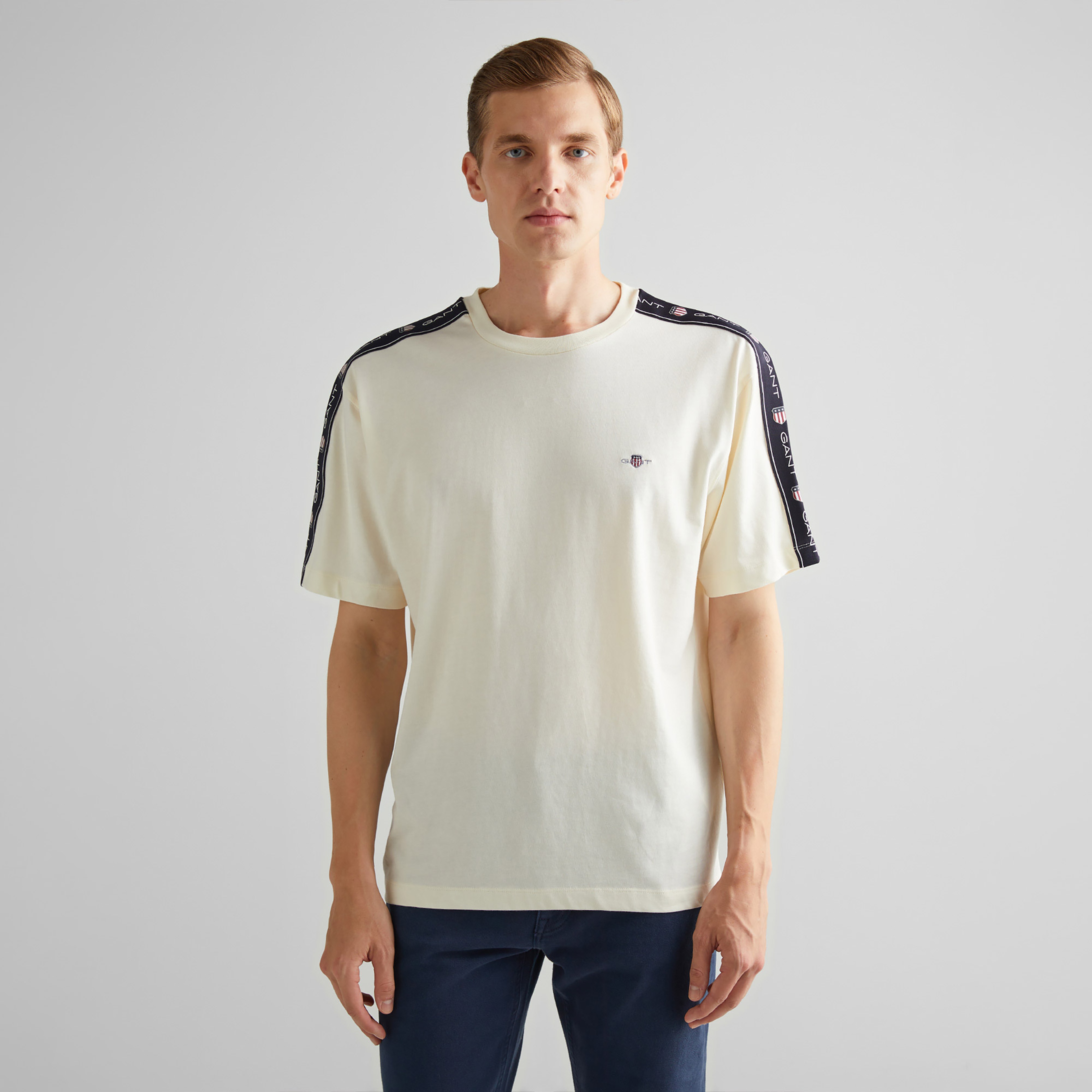 GANT Erkek Krem Relaxed Fit Bisiklet Yaka T-Shirt