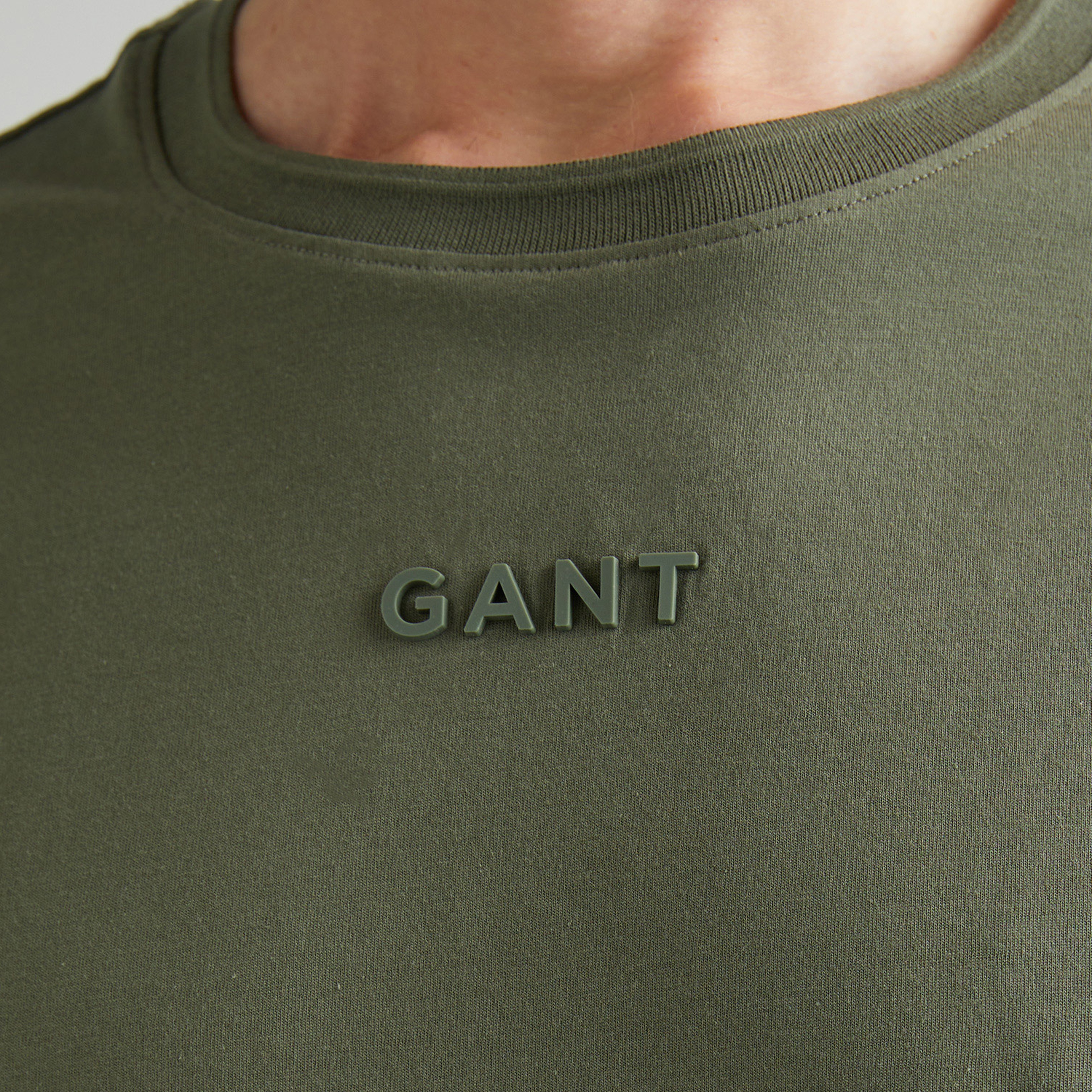 GANT Erkek Yeşil Regular Fit Bisiklet Yaka Logolu T-Shirt