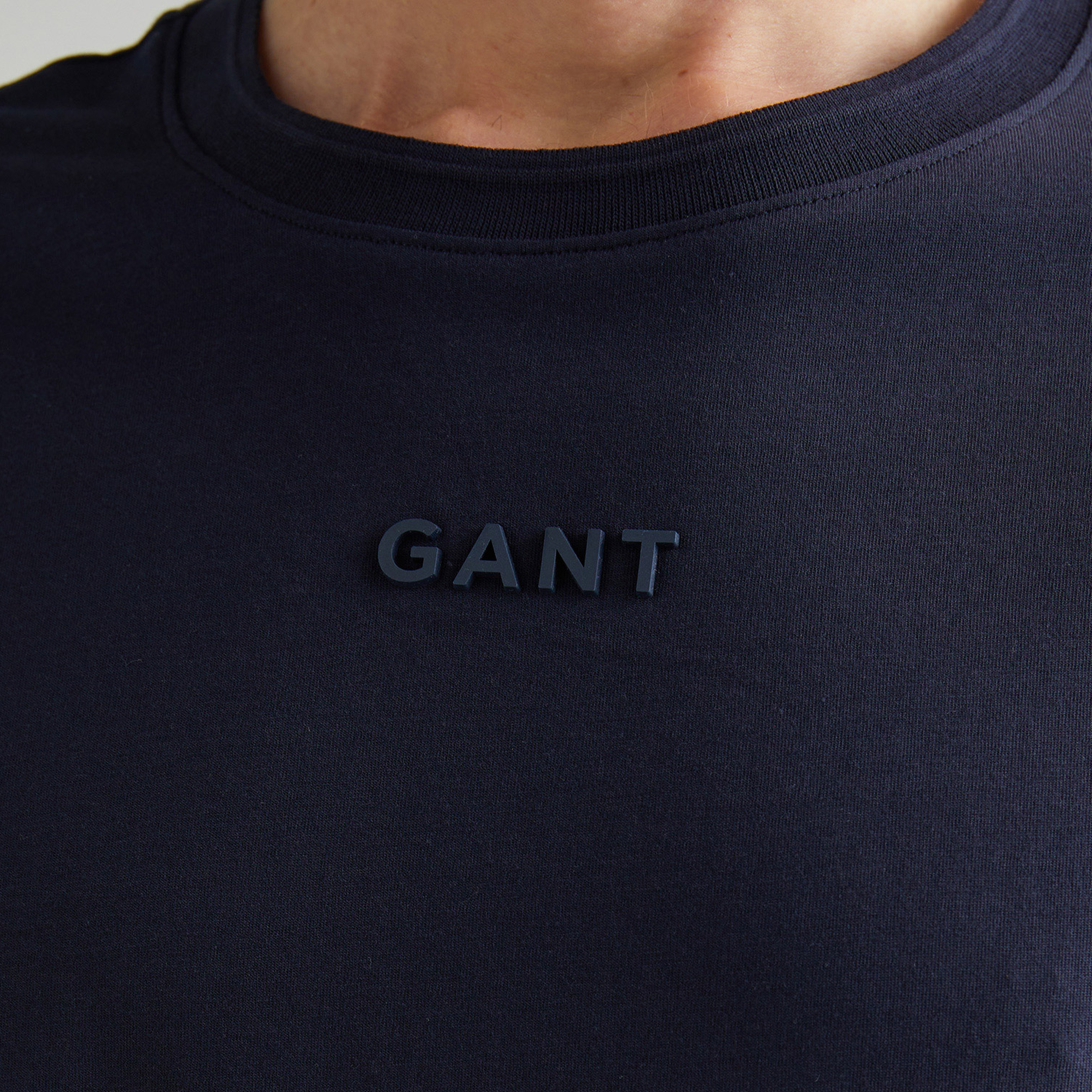GANT Erkek Lacivert Regular Fit Bisiklet Yaka Logolu T-Shirt