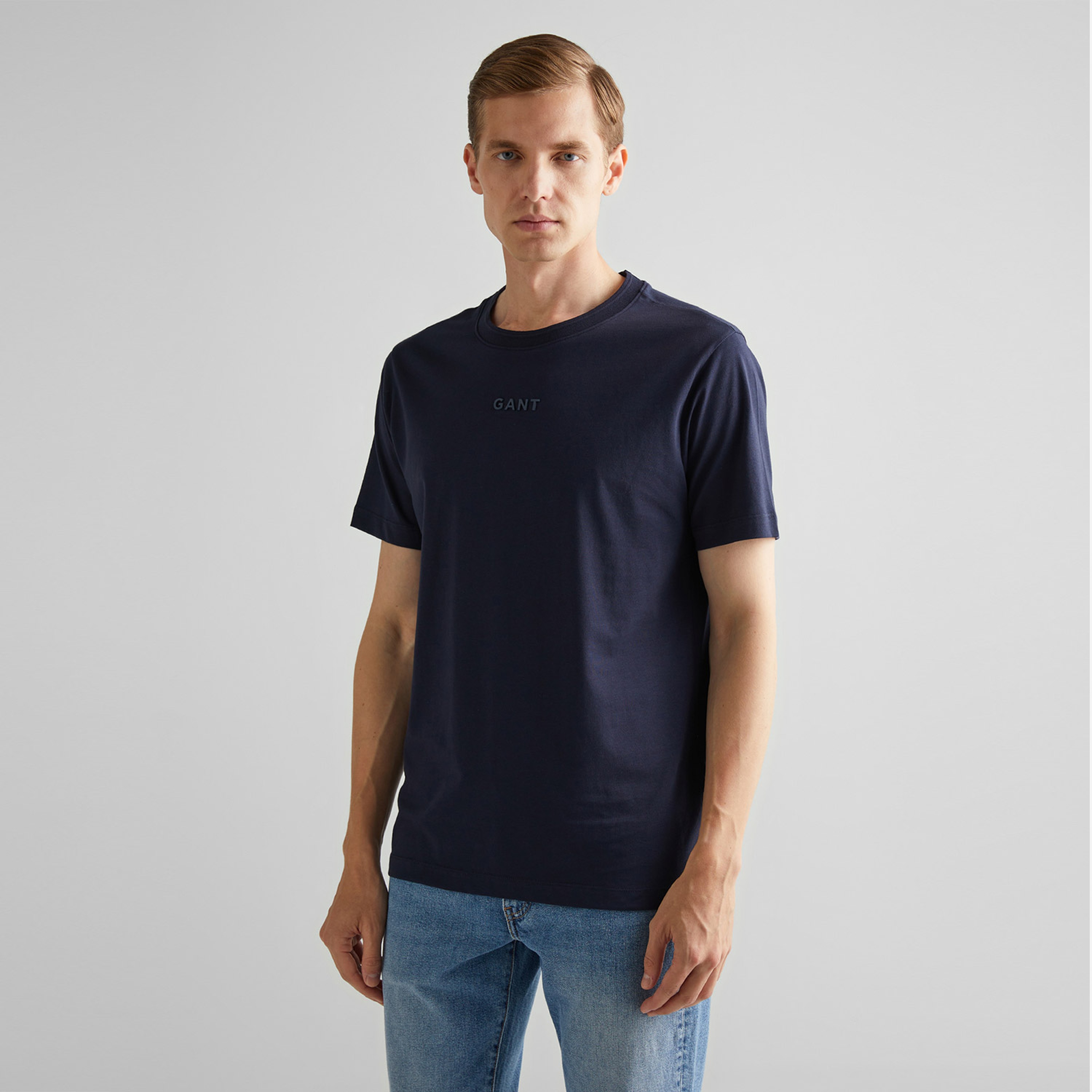 GANT Erkek Lacivert Regular Fit Bisiklet Yaka Logolu T-Shirt