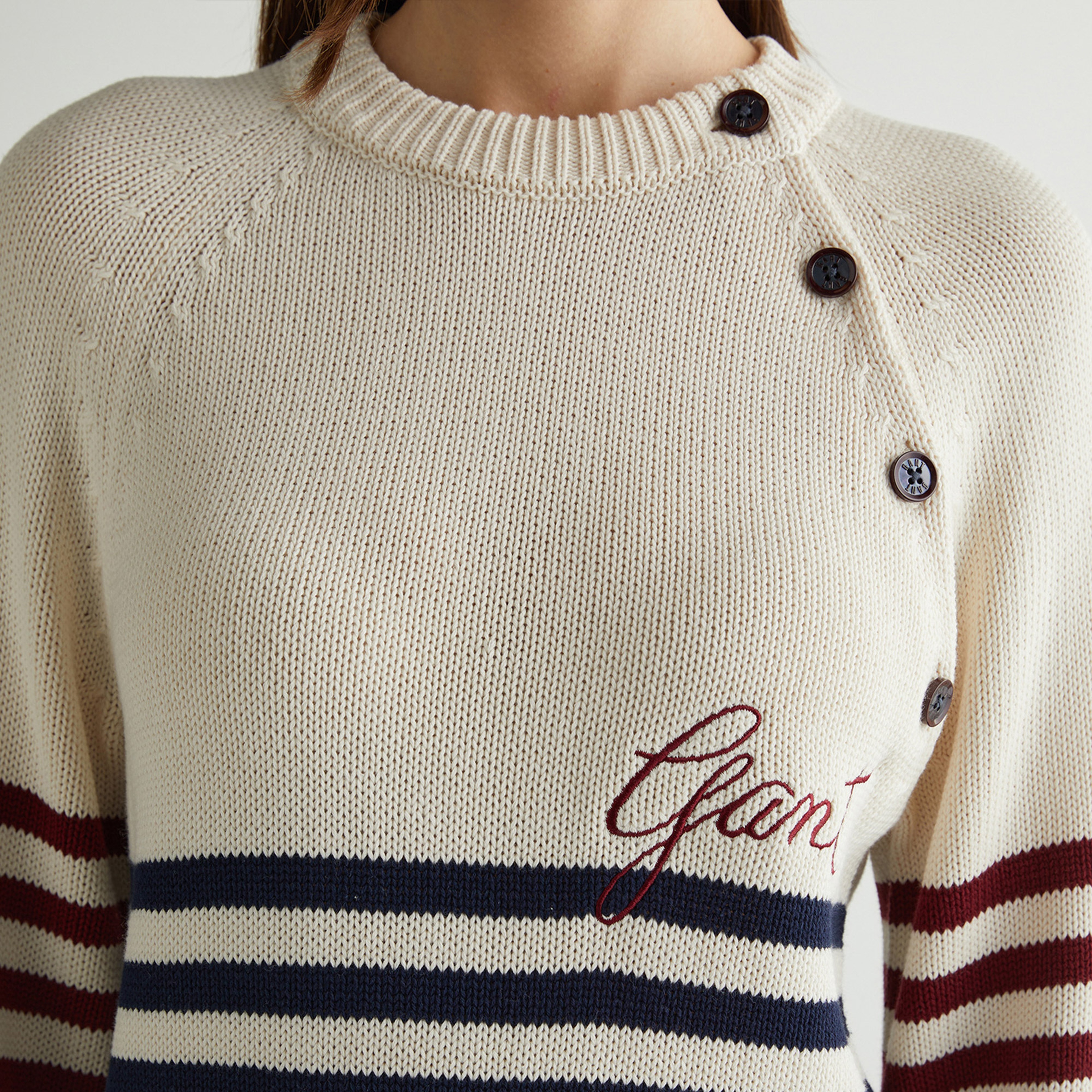 GANT Kadın Krem Regular Fit Bisiklet Yaka Logolu Kazak