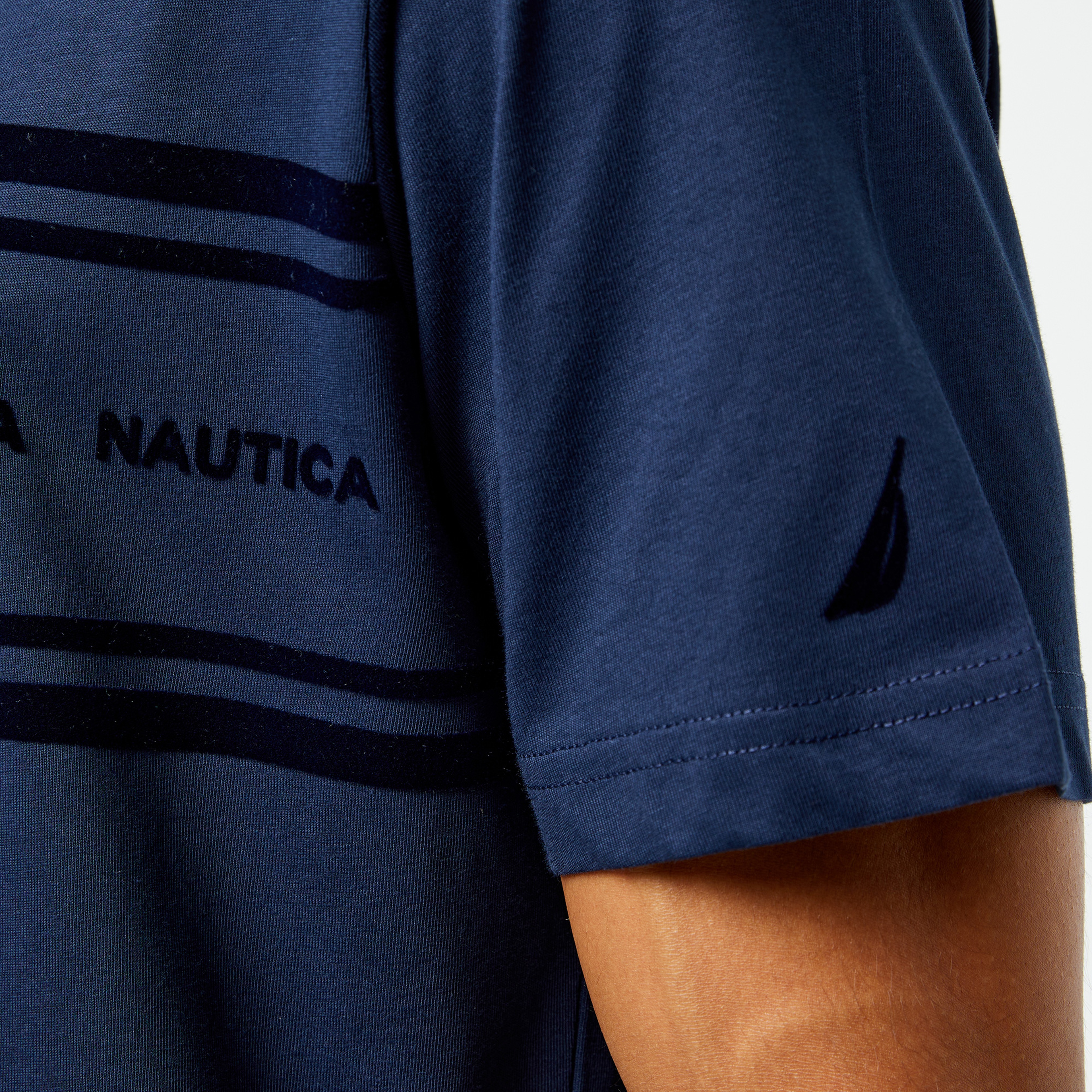 Nautica Erkek Lacivert Kısa Kollu Classic Fit T-Shirt