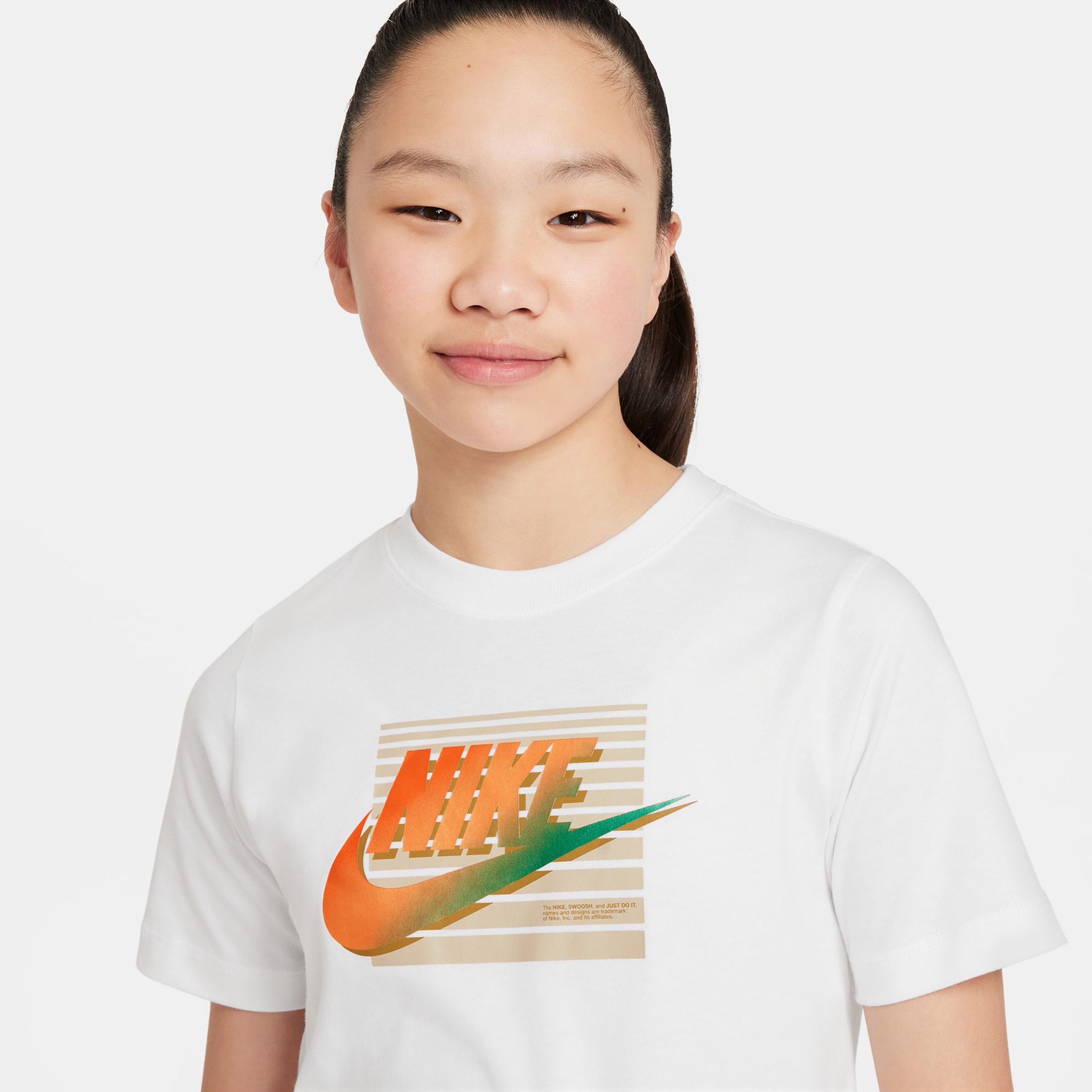 Nike Sportswear Futura Çocuk Beyaz Günlük T-Shirt