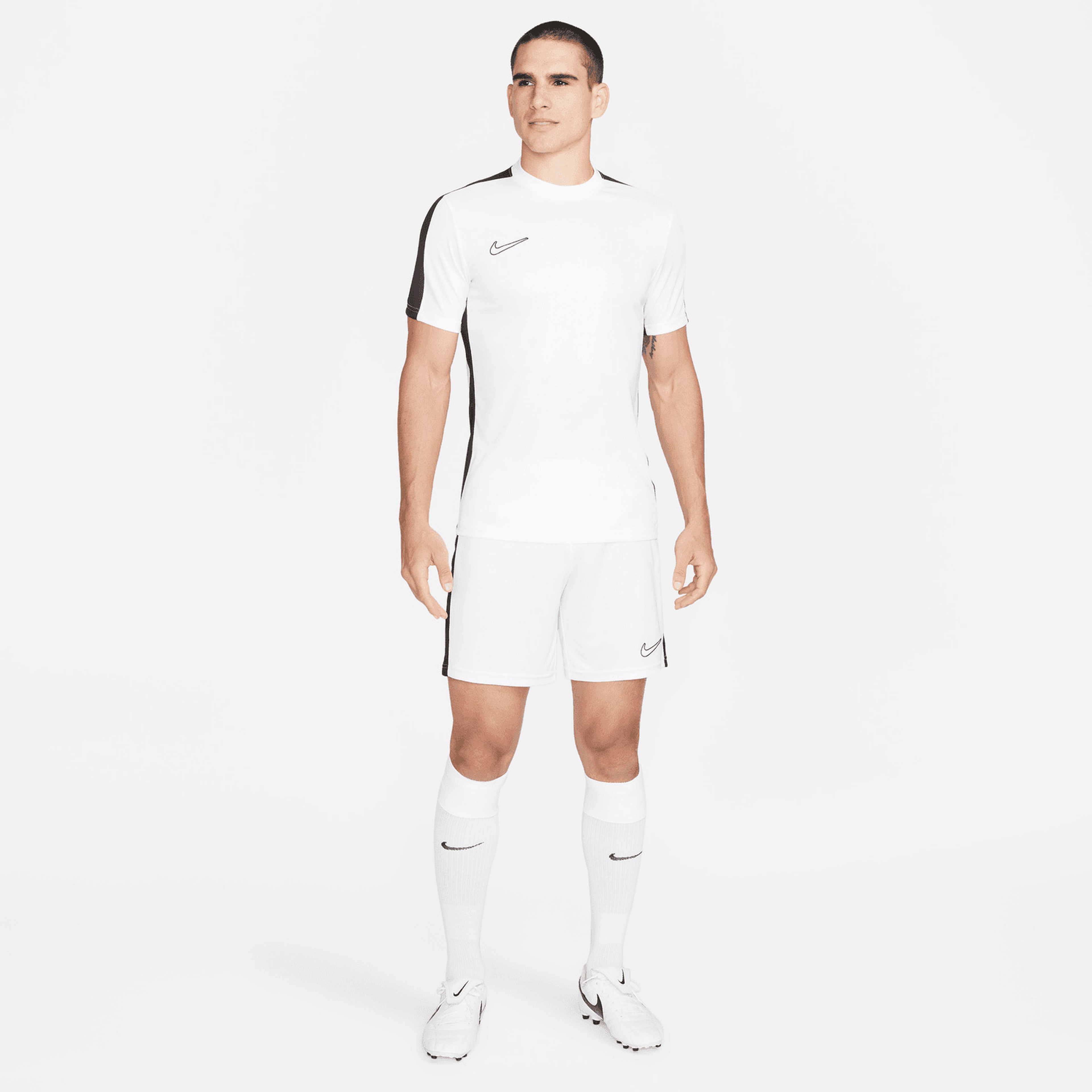 Nike Erkek Beyaz T-Shirt