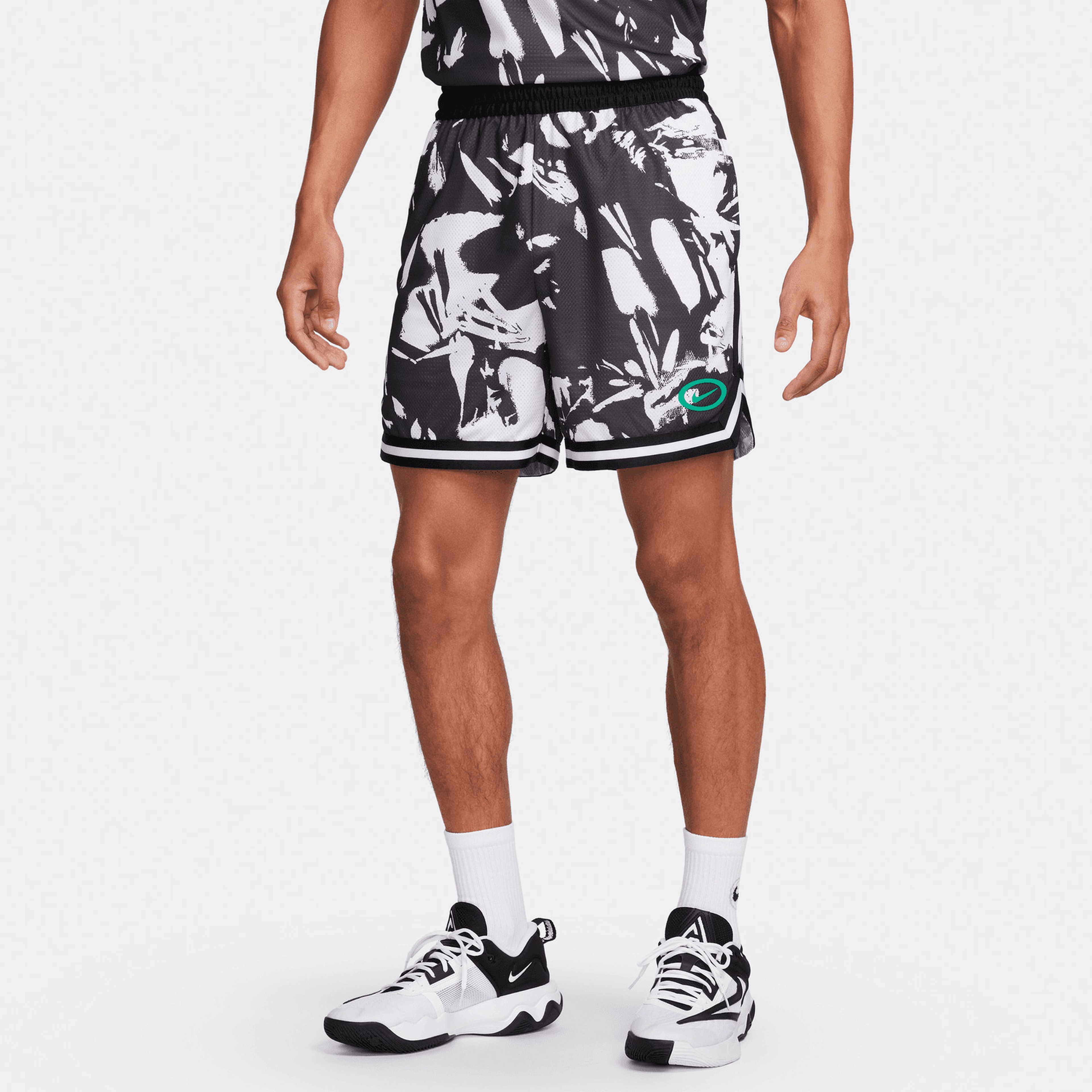 Nike Erkek Siyah Şort