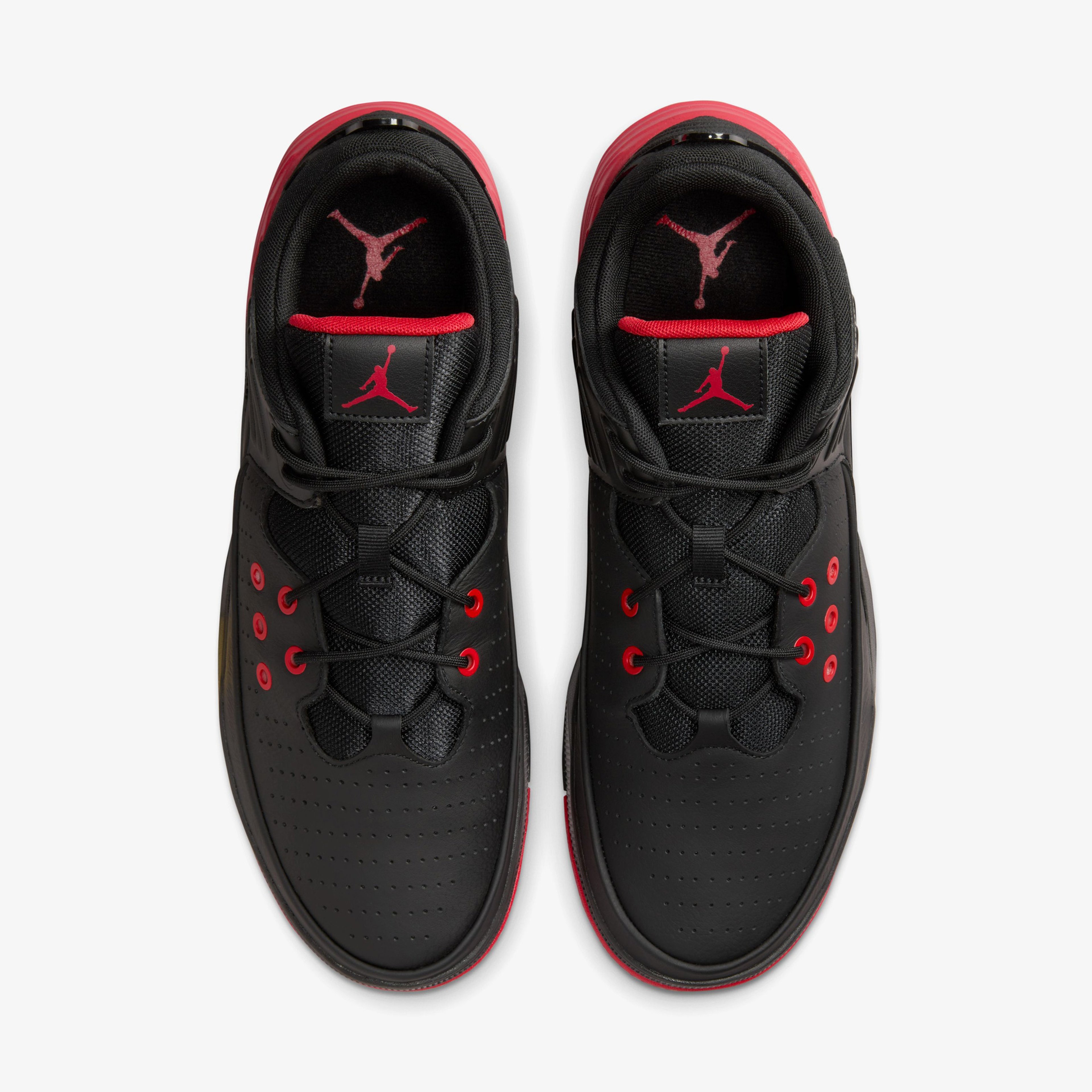 Jordan Max Aura 5 Erkek Siyah/Kırmızı Spor Ayakkabı