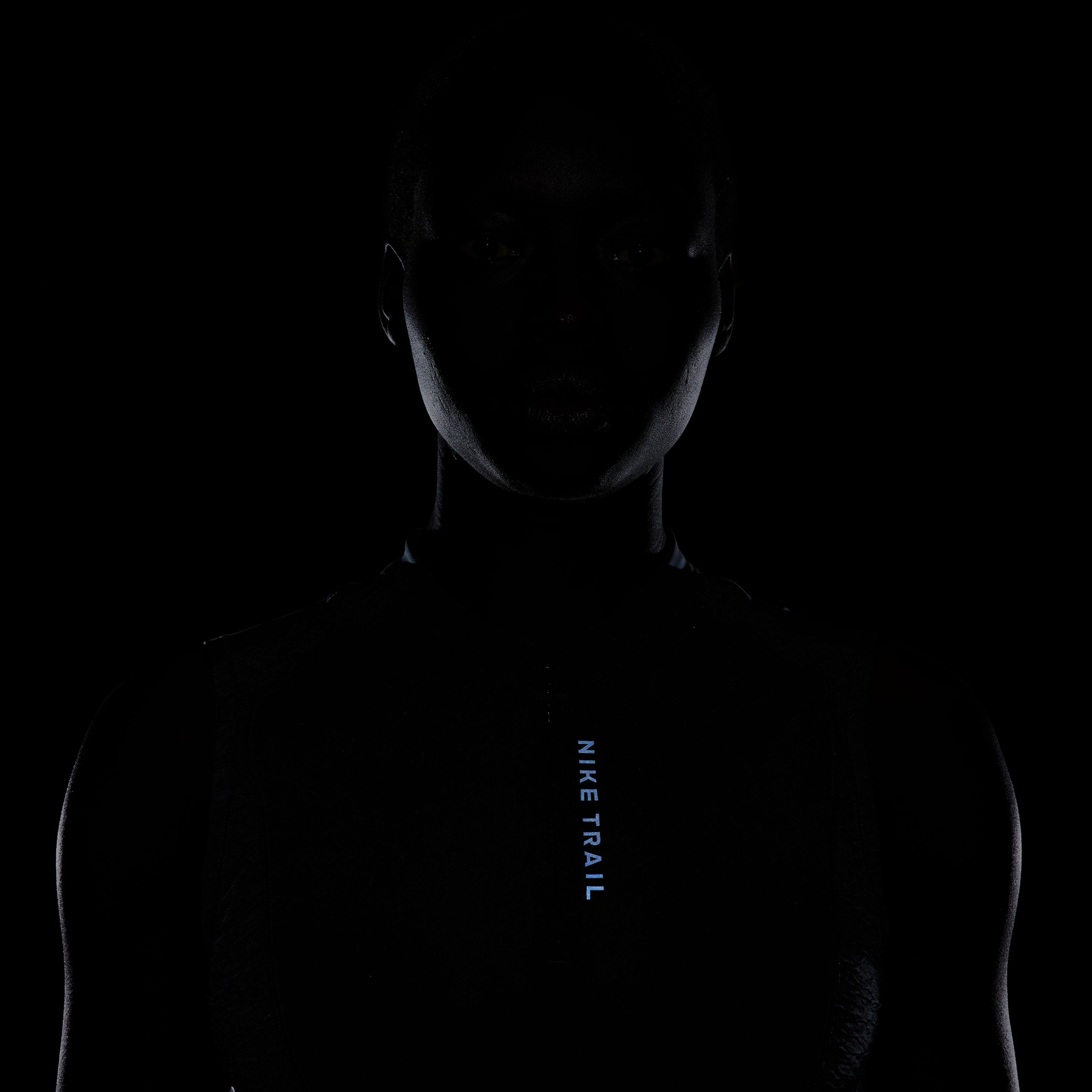 Nike Trail Dri-Fit Kadın Siyah Kolsuz T-Shirt