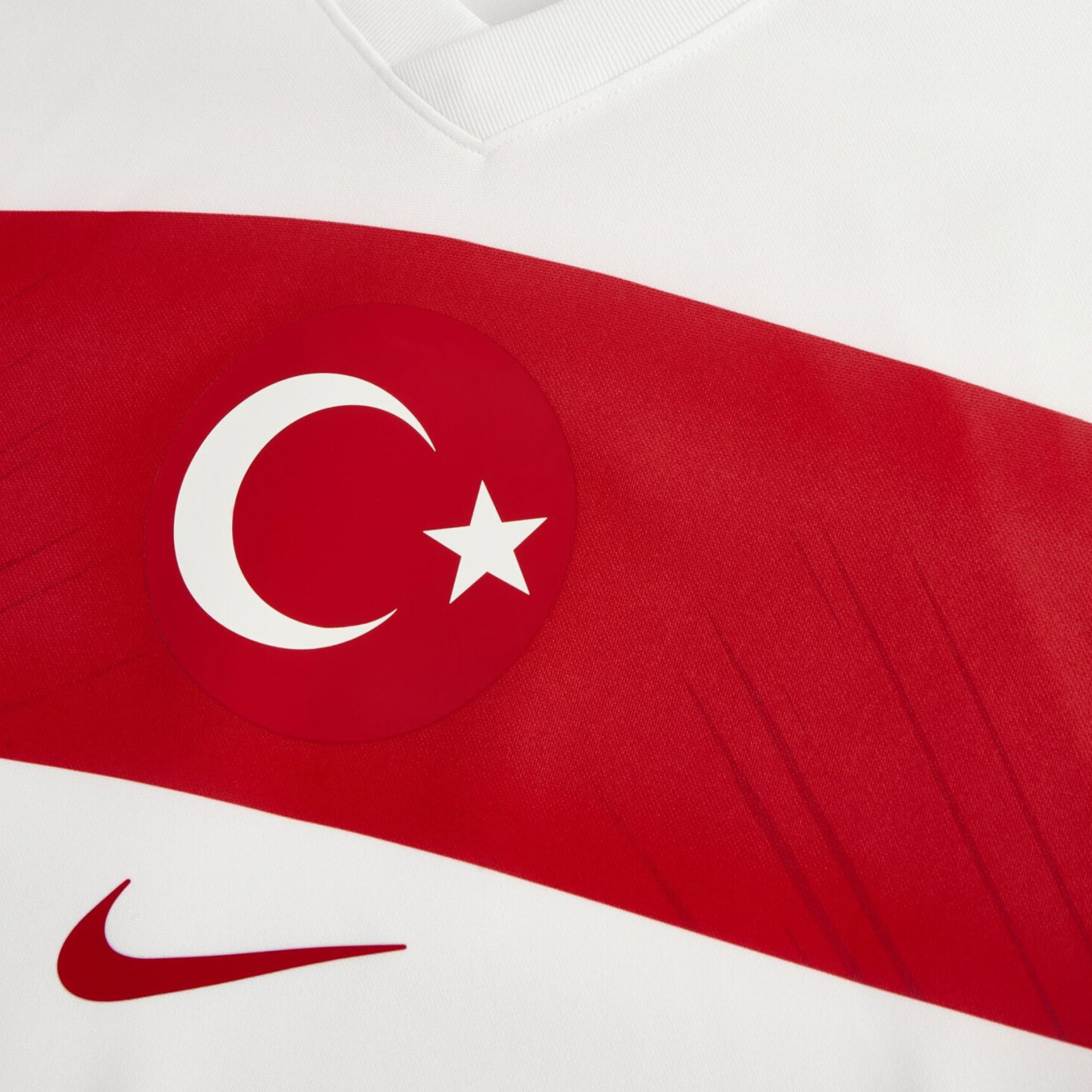 Nike Çocuk Beyaz Forma