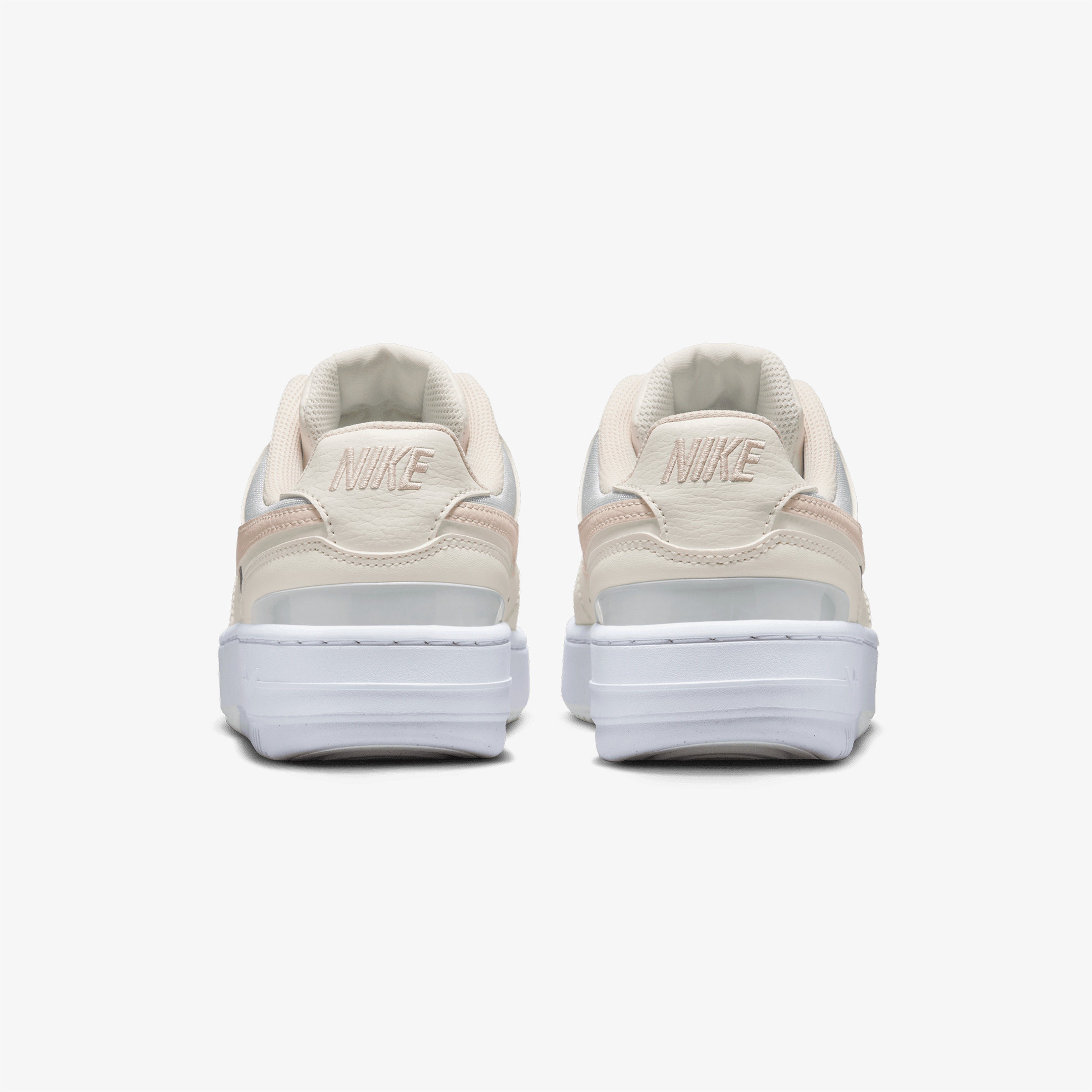 Nike Gamma Force Kadın Beyaz Sneaker