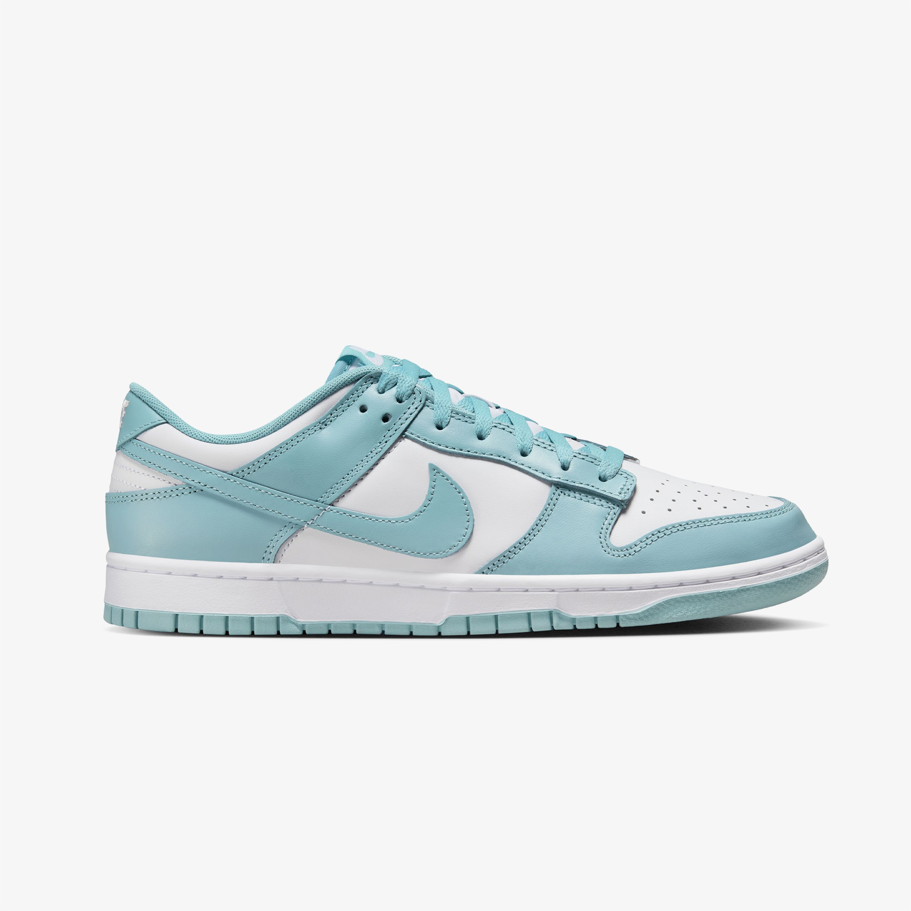 Nike Dunk Low Retro Erkek Beyaz Sneaker