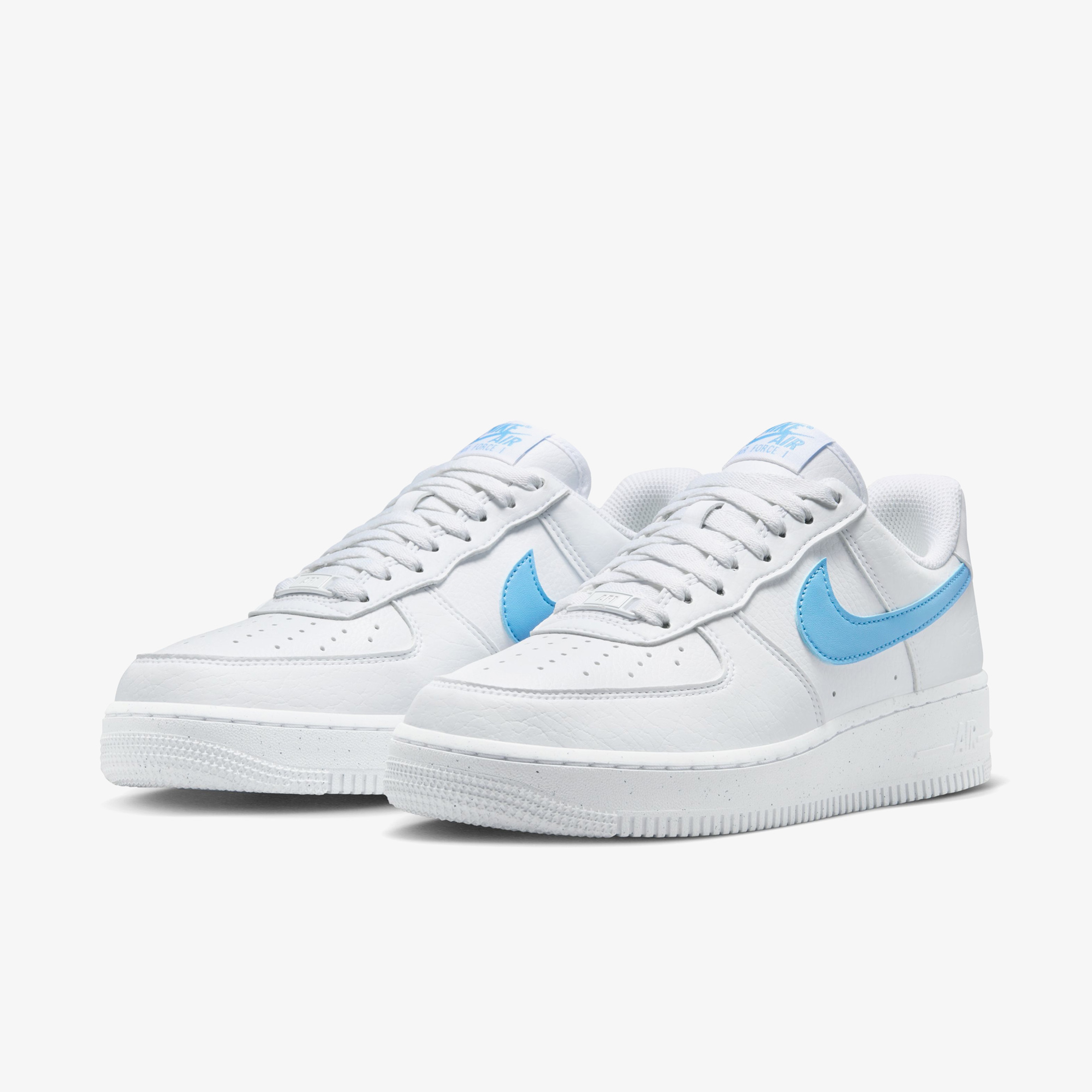 Nike Air Force 1 07 SE Sportswear Kadın Beyaz Spor Ayakkabı